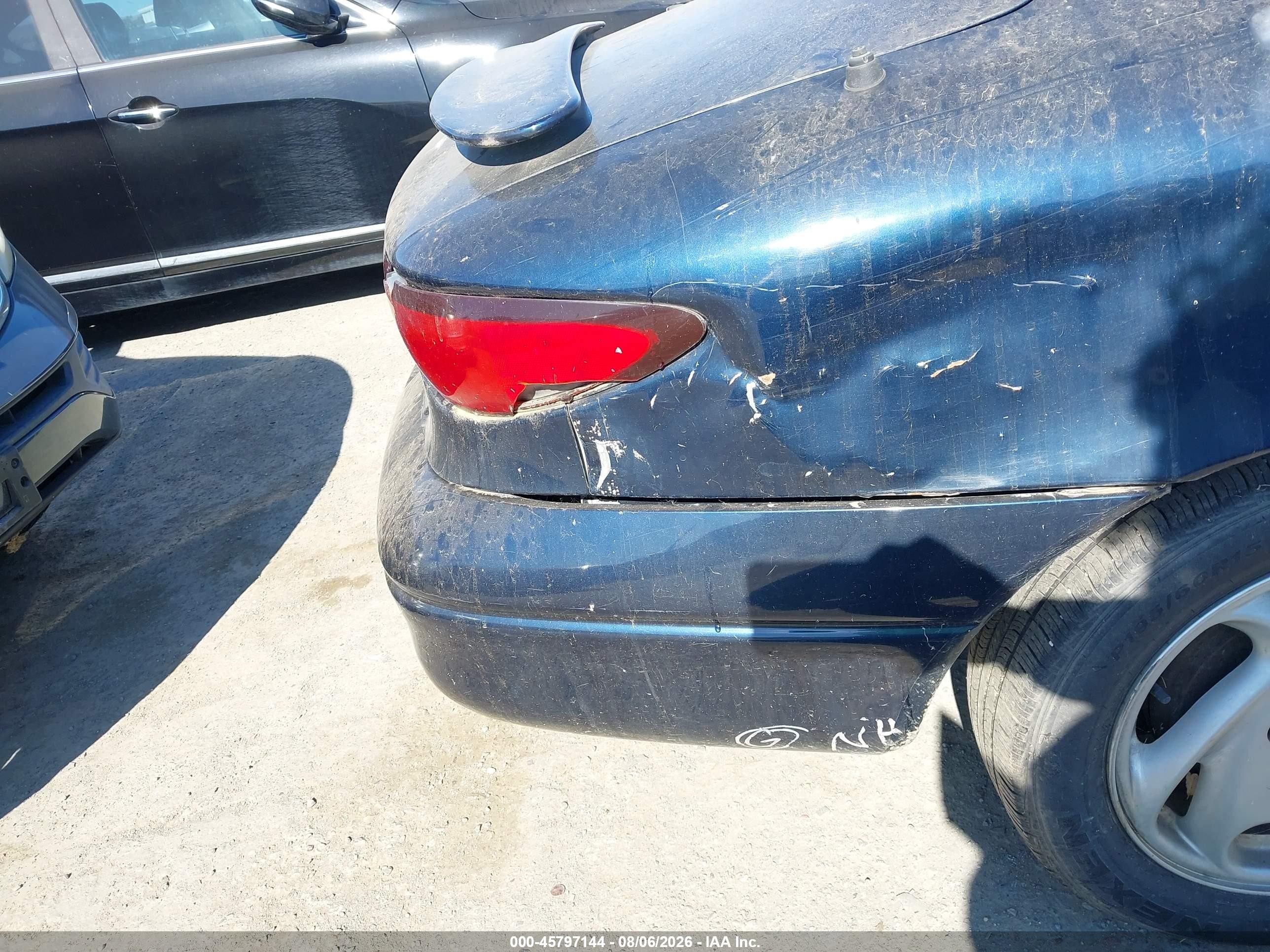 2001 Ford Escort Zx2 Blue vin: 3FAFP11391R189100
