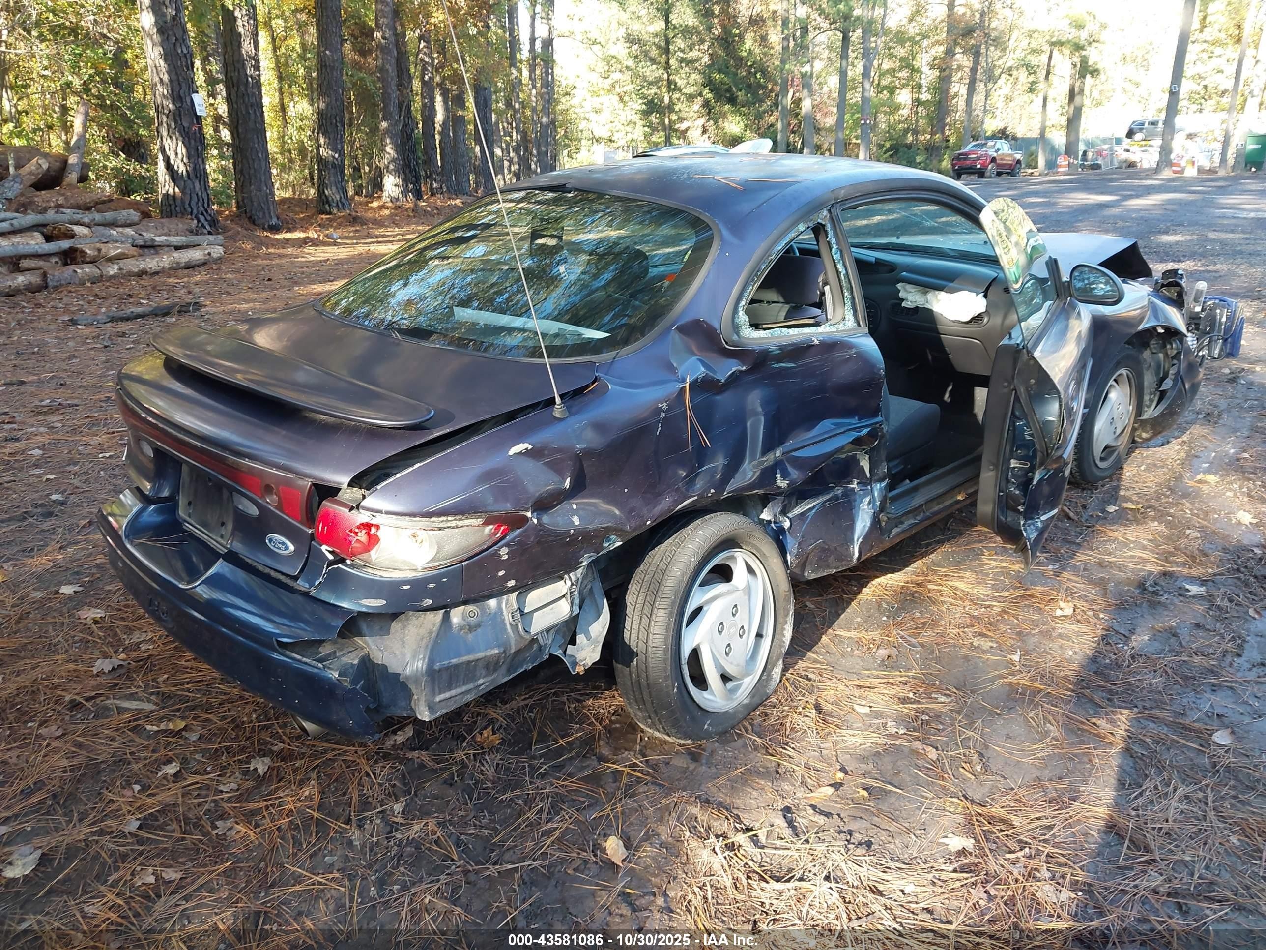 2001 Ford Escort Zx2 Blue vin: 3FAFP113X1R116608