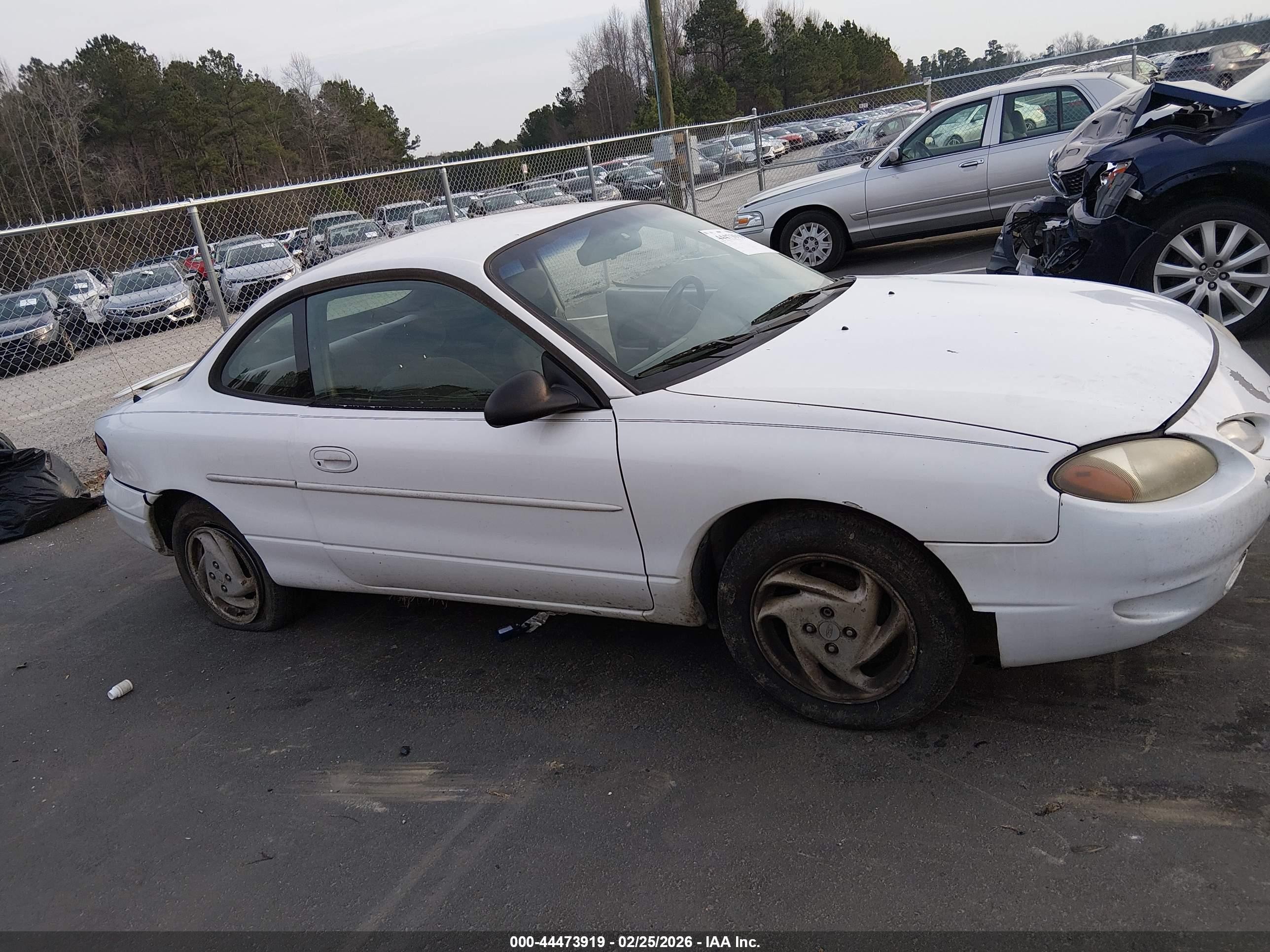 2001 Ford Escort Zx2 Белый vin: 3FAFP113X1R200203