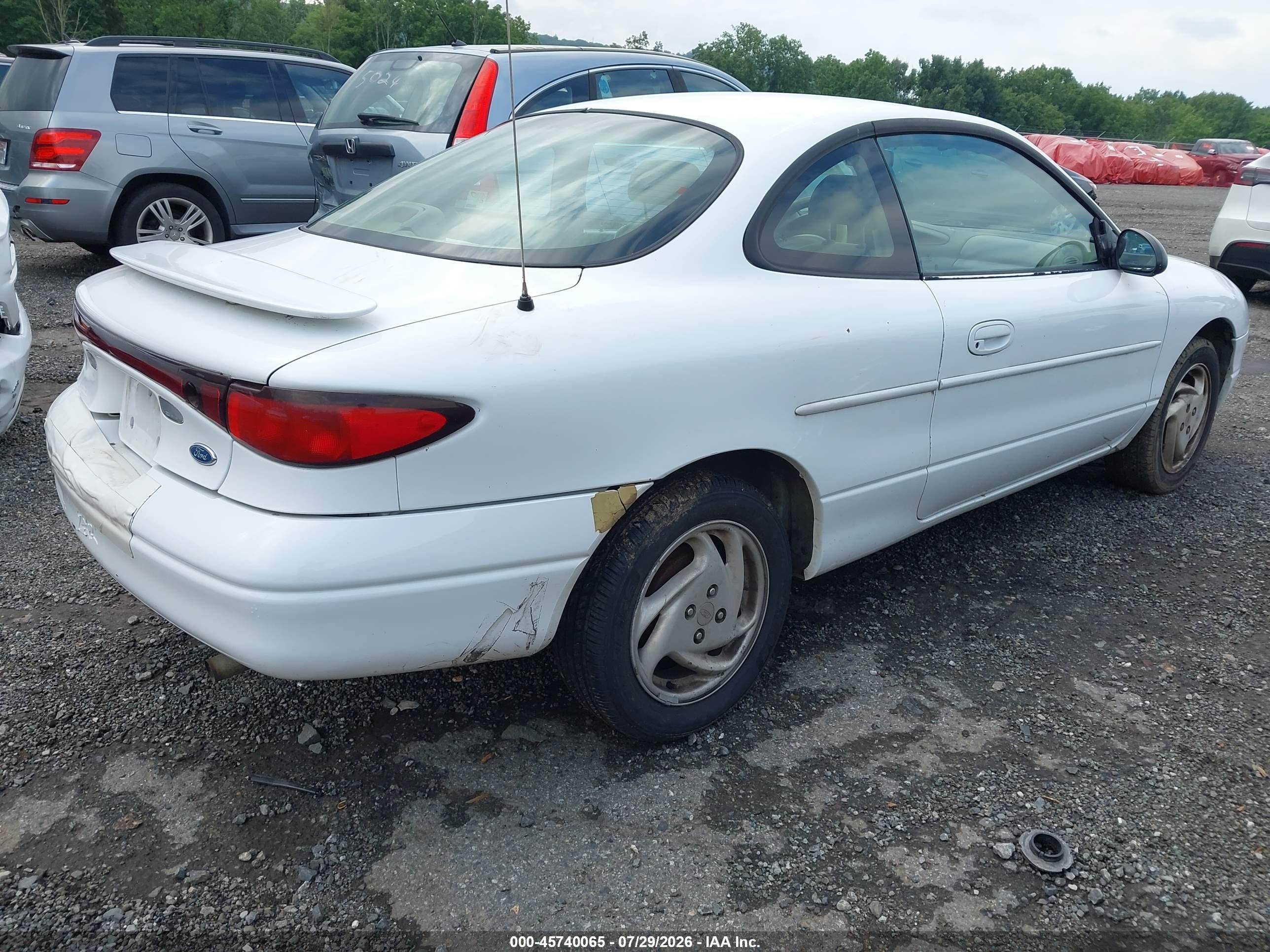 2002 Ford Escort Zx2 Deluxe/zx2 Premium/zx2 Standard Белый vin: 3FAFP113X2R150601