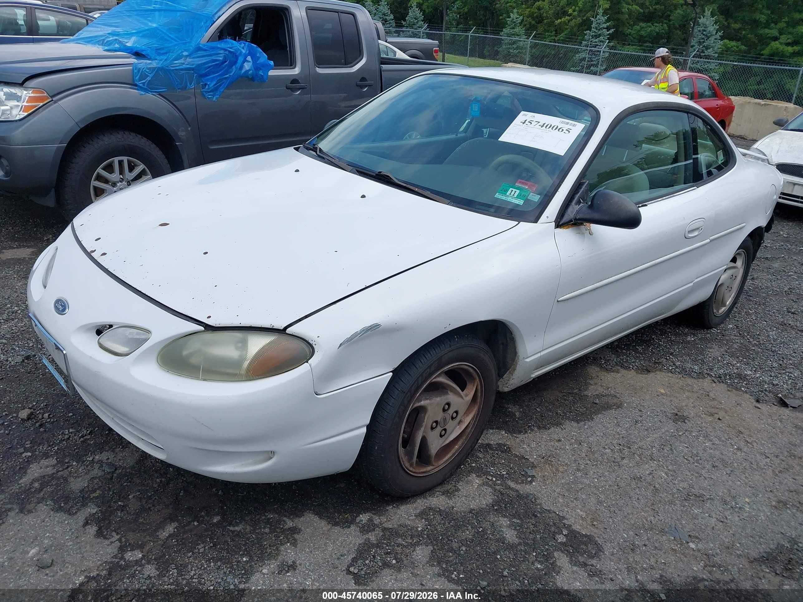 2002 Ford Escort Zx2 Deluxe/zx2 Premium/zx2 Standard Белый vin: 3FAFP113X2R150601