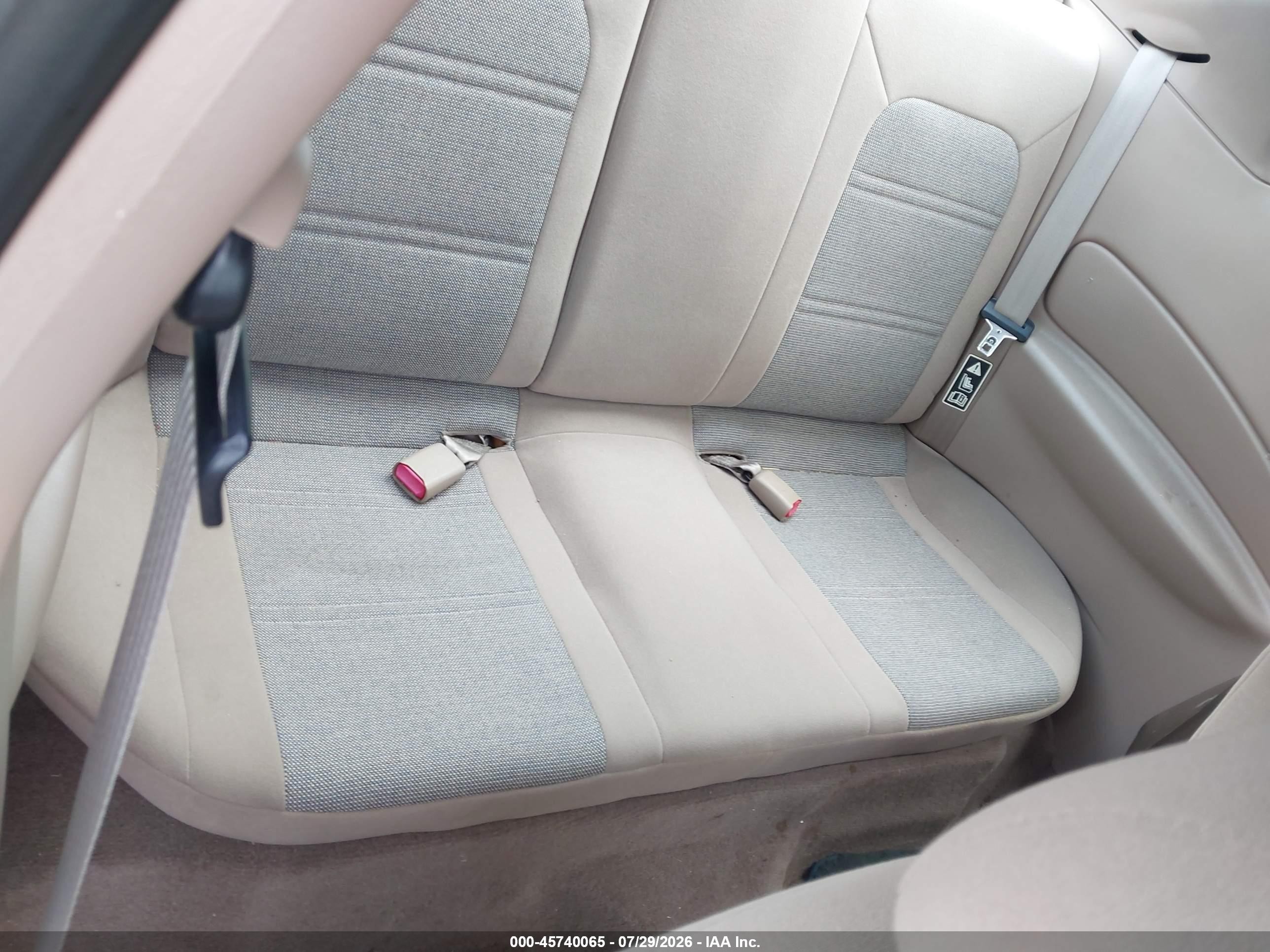 2002 Ford Escort Zx2 Deluxe/zx2 Premium/zx2 Standard Белый vin: 3FAFP113X2R150601