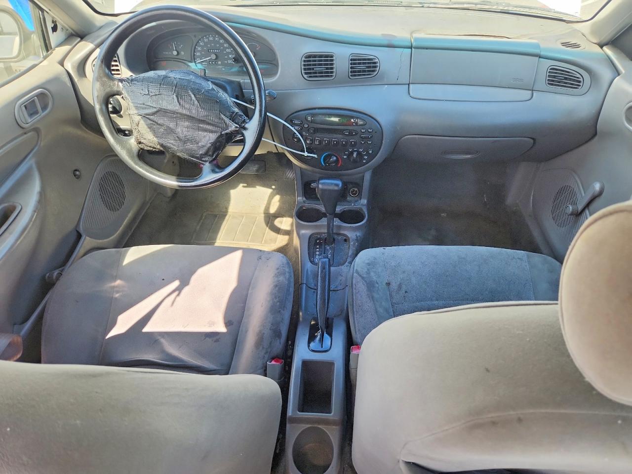 2002 Ford Escort White vin: 3FAFP13P02R209137
