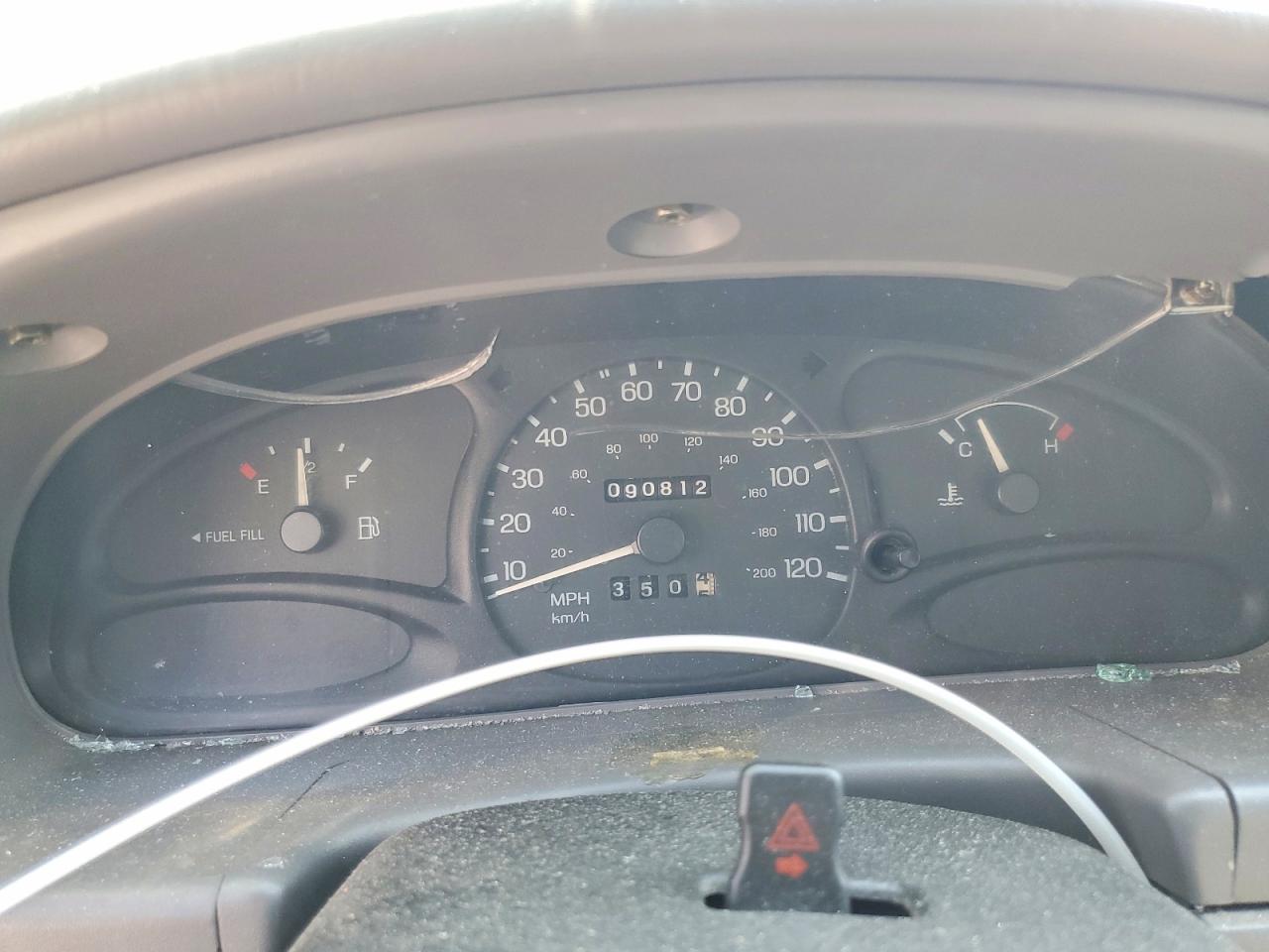 2002 Ford Escort Silver vin: 3FAFP13P02R214256