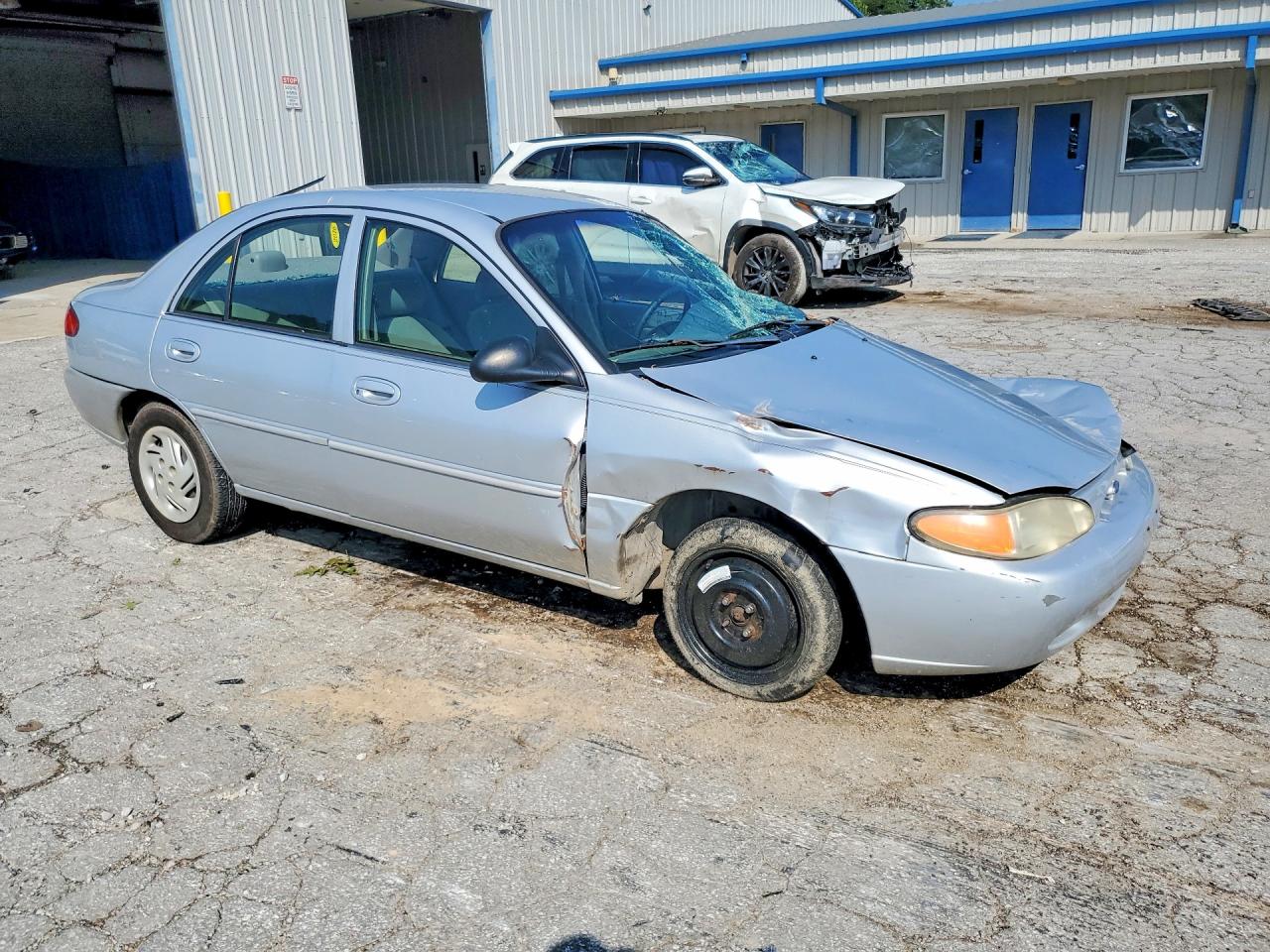2002 Ford Escort Silver vin: 3FAFP13P02R214256