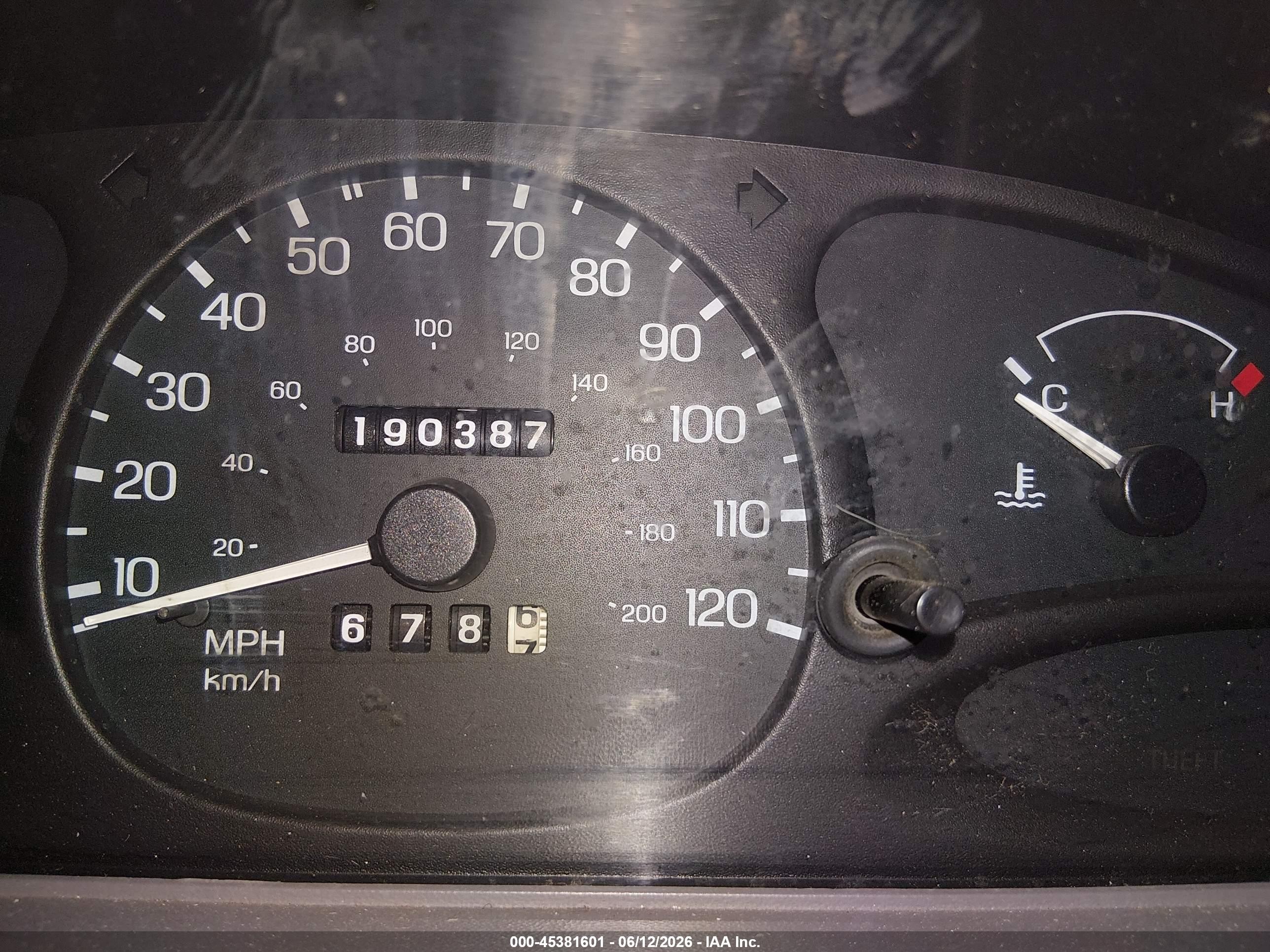 2001 Ford Escort   Серый vin: 3FAFP13P31R197225