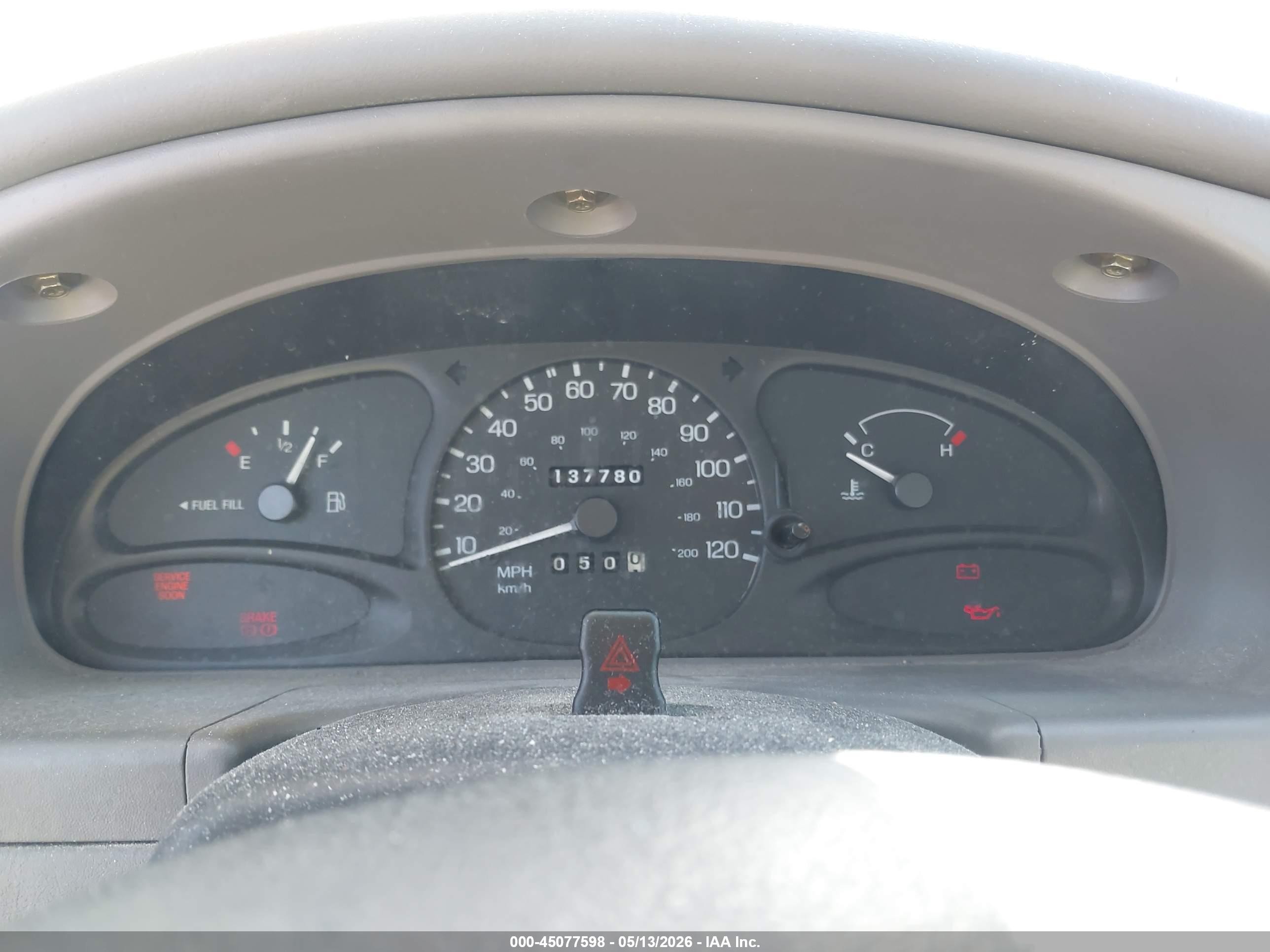 2002 Ford Escort Fleet Silver vin: 3FAFP13P72R122738