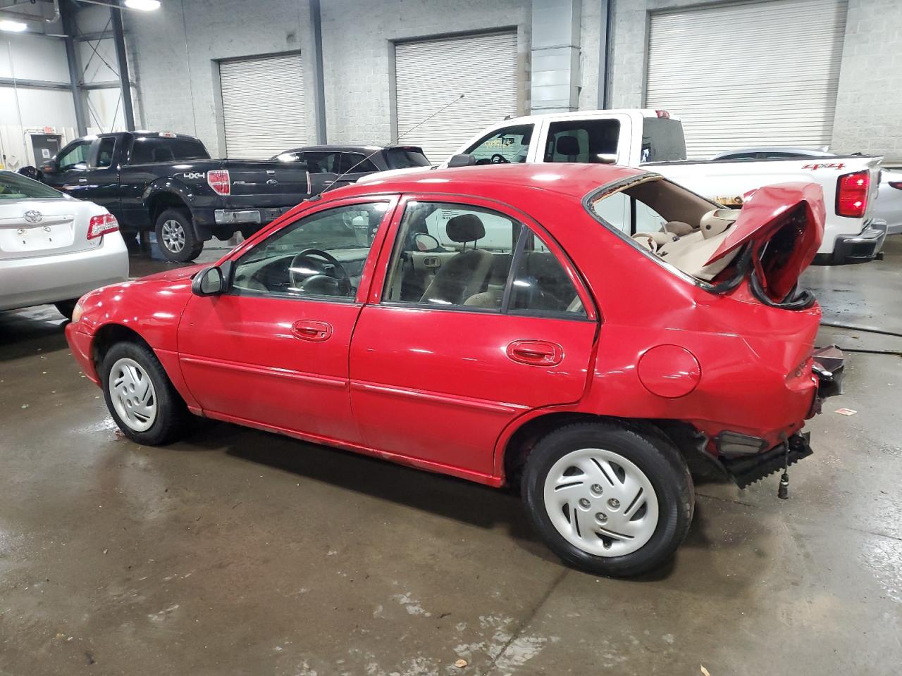 2001 Ford Escort Red vin: 3FAFP13P81R145606
