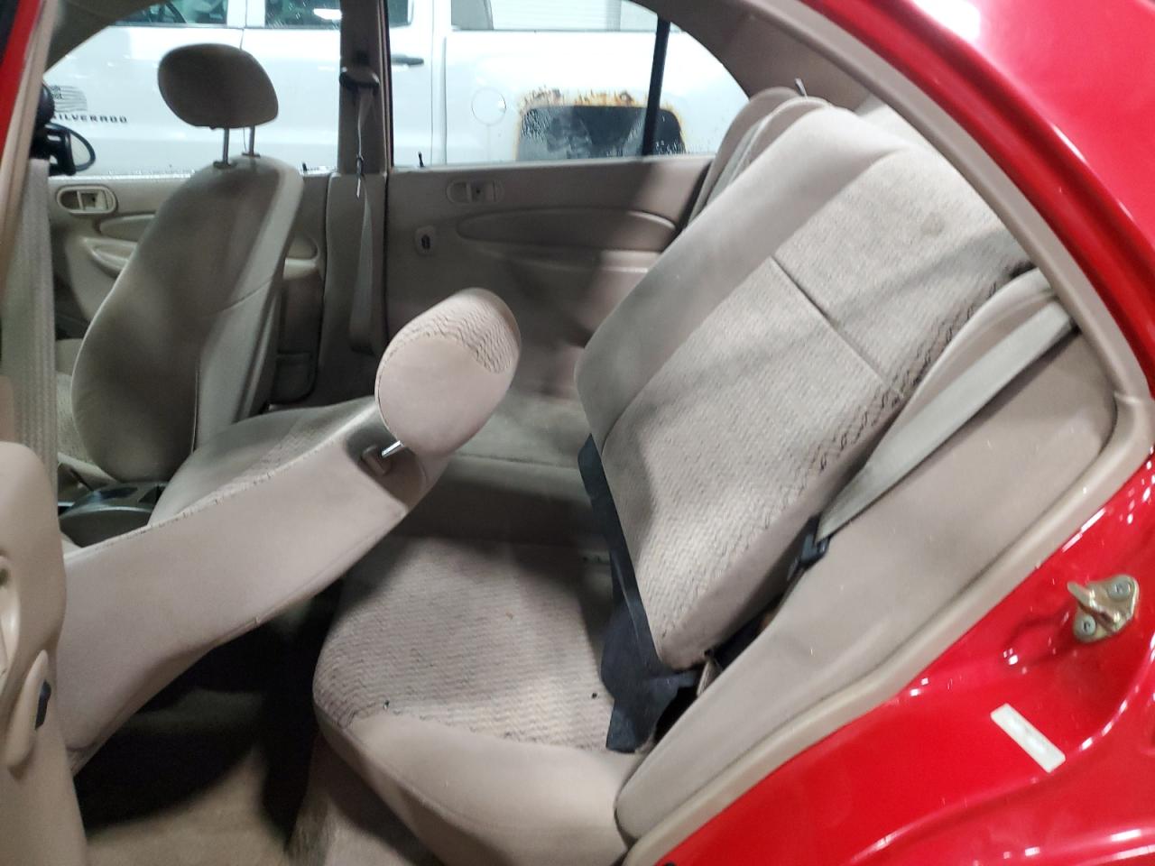 2001 Ford Escort Red vin: 3FAFP13P81R145606