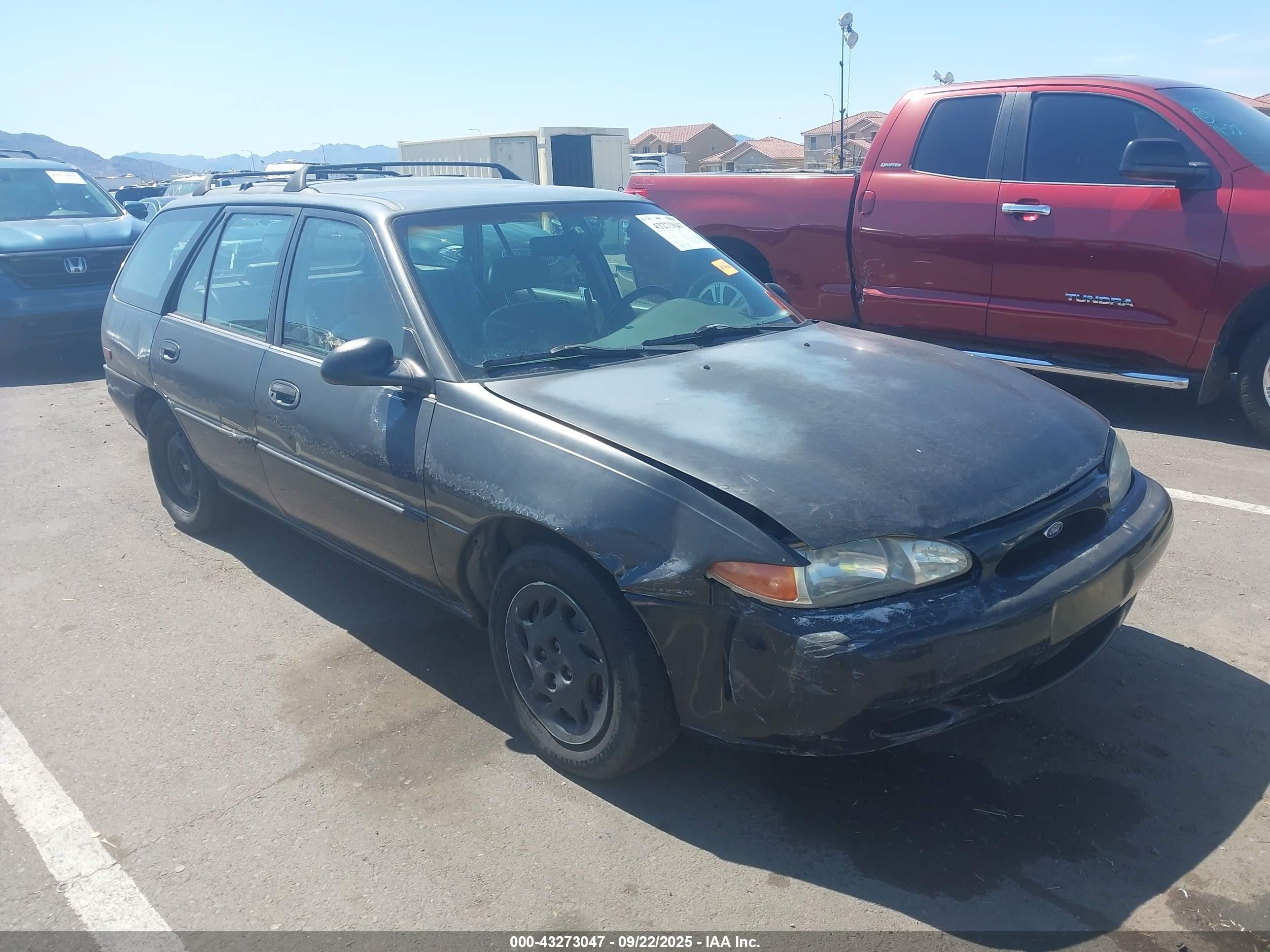 1998 Ford Escort Se Black vin: 3FAFP15P0WR238401