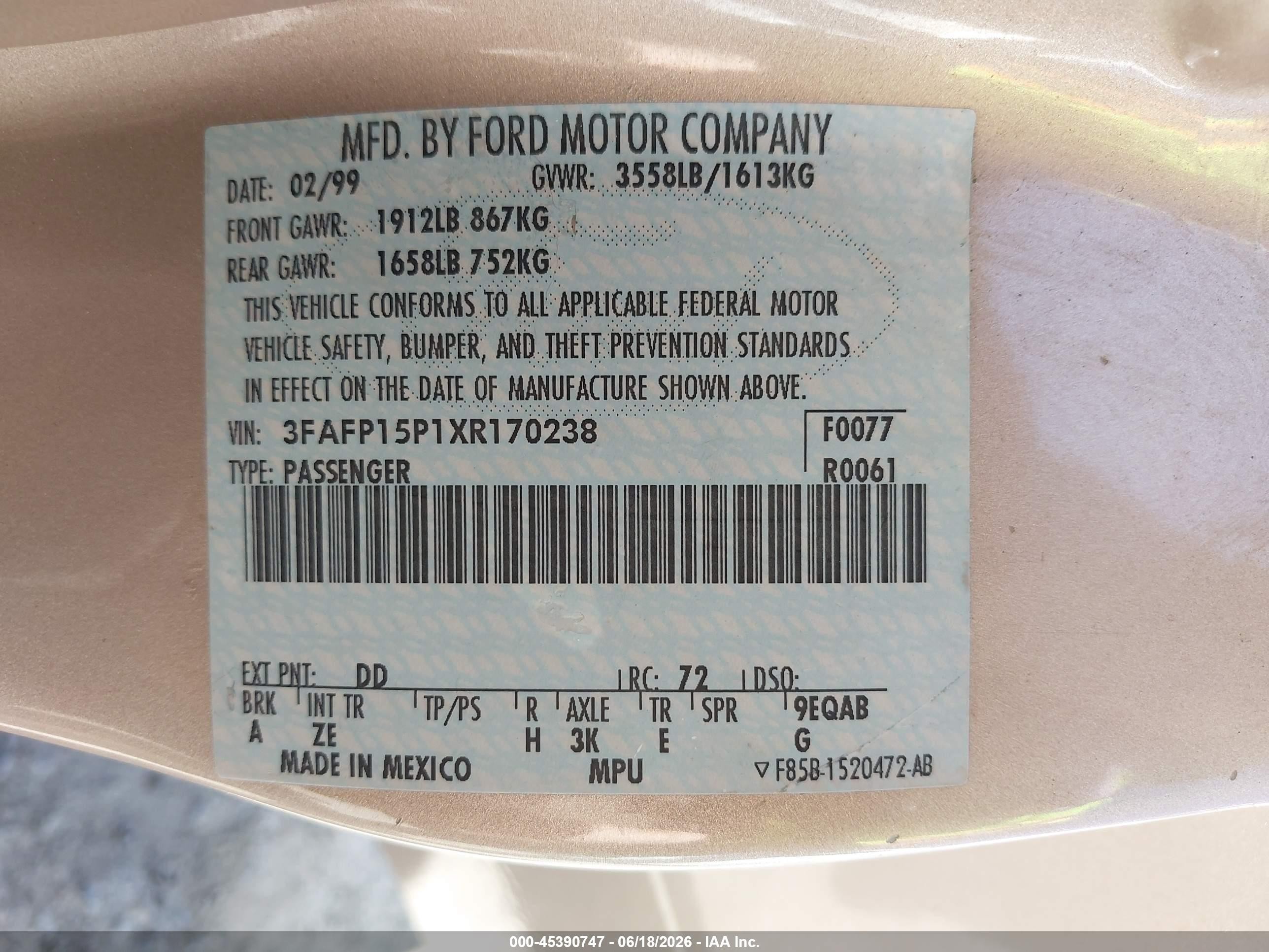 1999 Ford Escort Se Gold vin: 3FAFP15P1XR170238