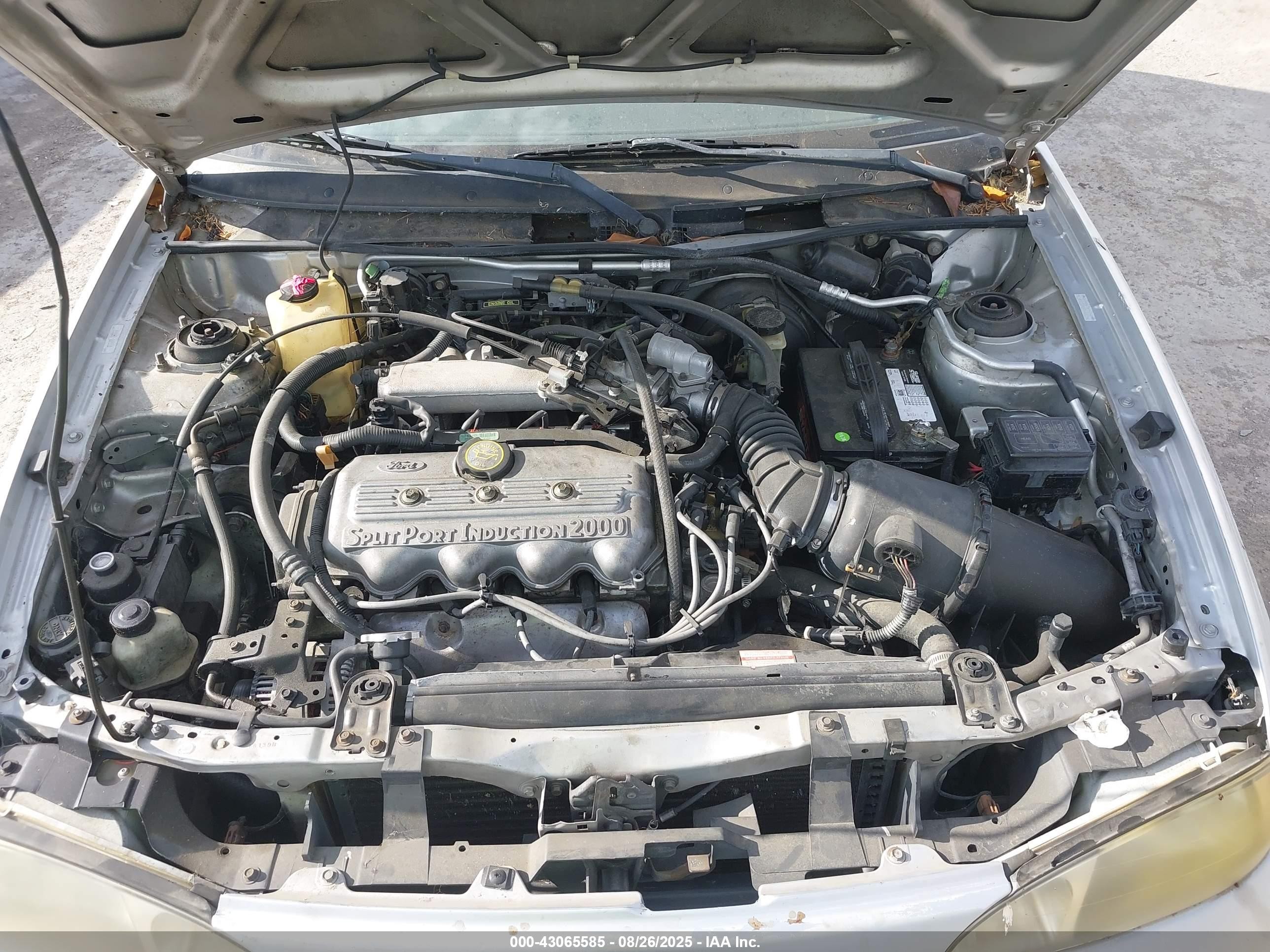 1998 Ford Escort Se Silver vin: 3FAFP15P4WR252737
