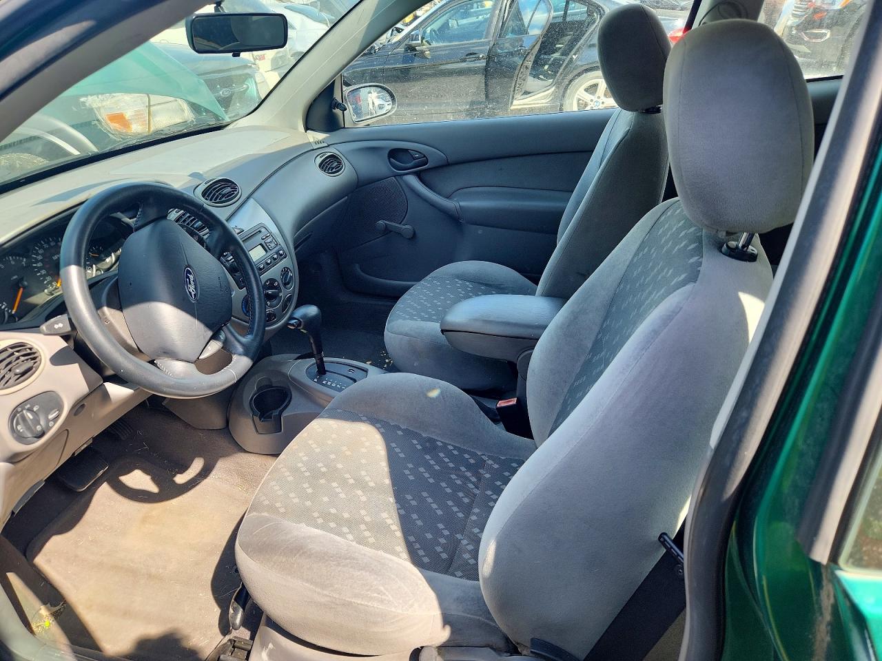 2002 Ford Focus Zx3 Зеленый vin: 3FAFP31302R238536