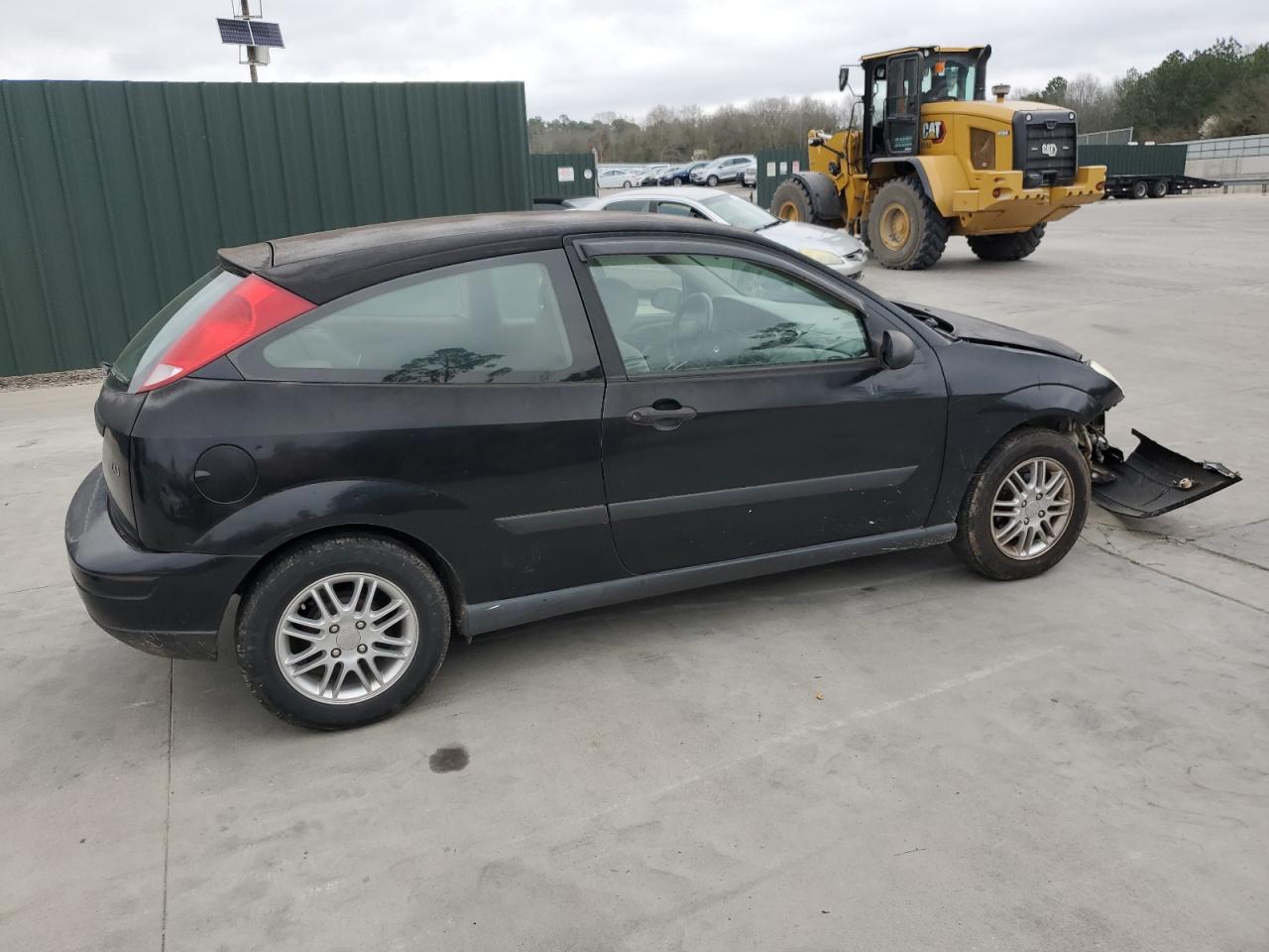 Price & History 2000 Ford Focus Zx3 2.0l 4 vin: 3FAFP3130YR200605