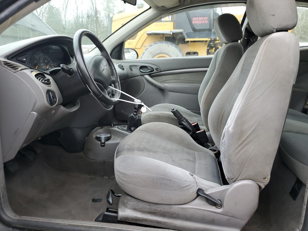 Price & History 2000 Ford Focus Zx3 2.0l 4 vin: 3FAFP3130YR200605