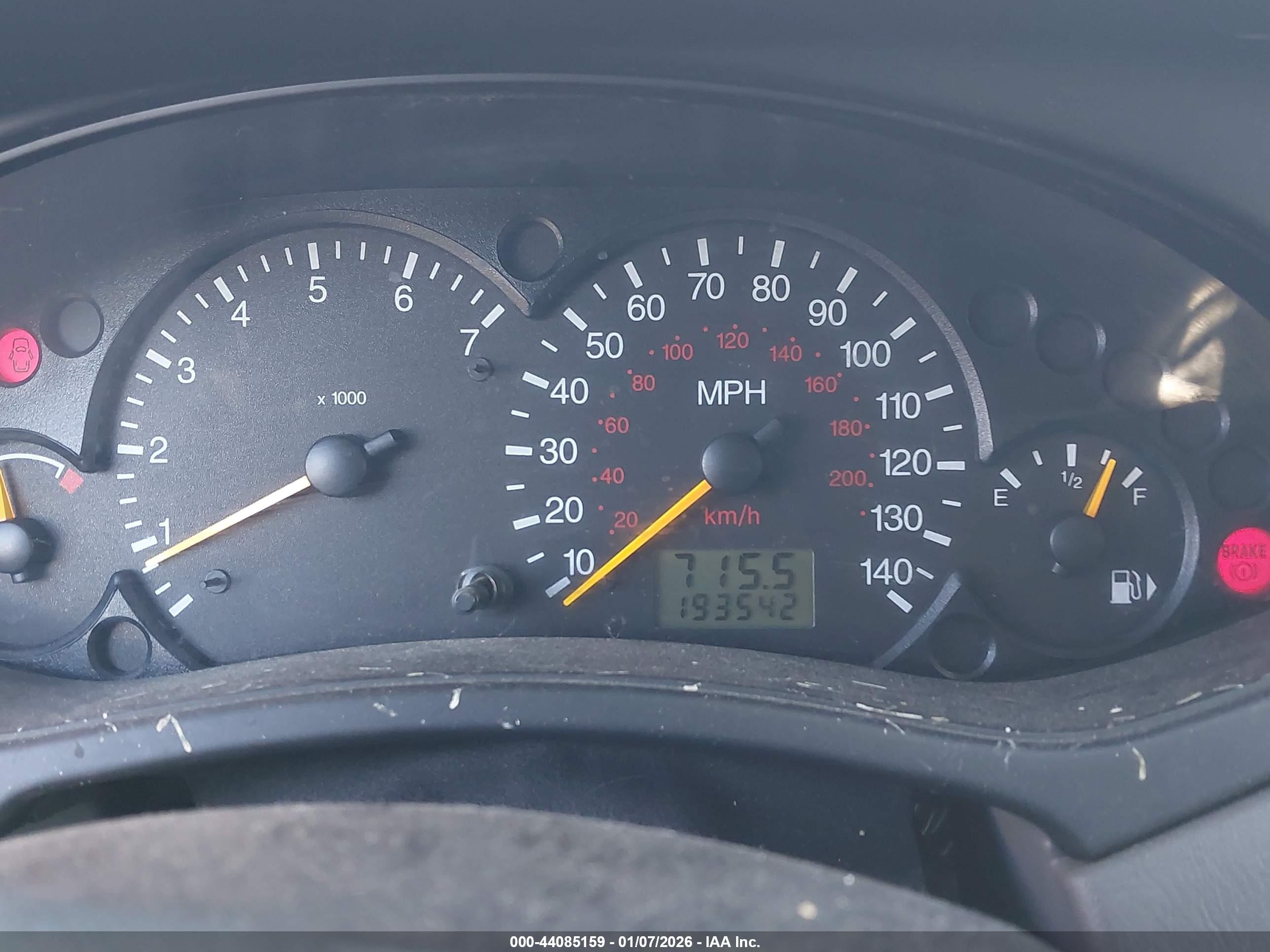 2000 Ford Focus Zx3 Красный vin: 3FAFP3130YR203262