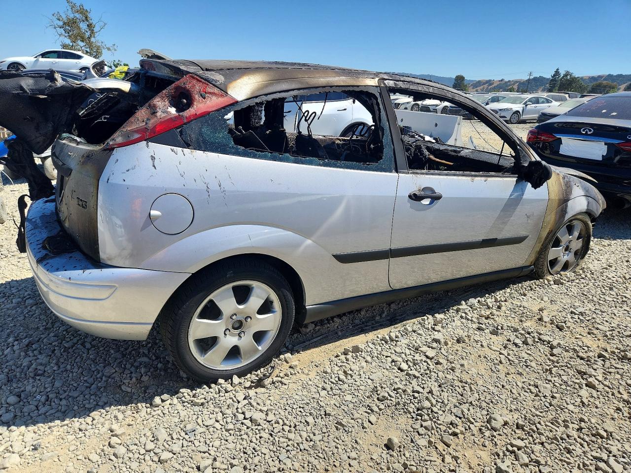 2001 Ford Focus Zx3 Silver vin: 3FAFP31321R191038