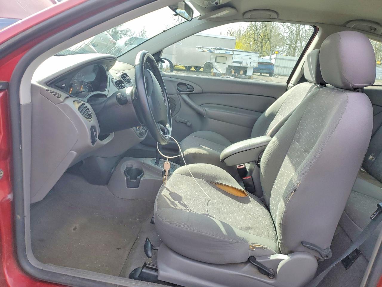 2004 Ford Focus Zx3 Red vin: 3FAFP31324R121043