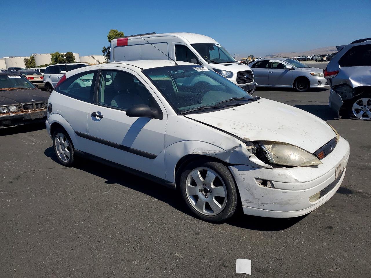 2001 Ford Focus Zx3 Белый vin: 3FAFP31331R117742