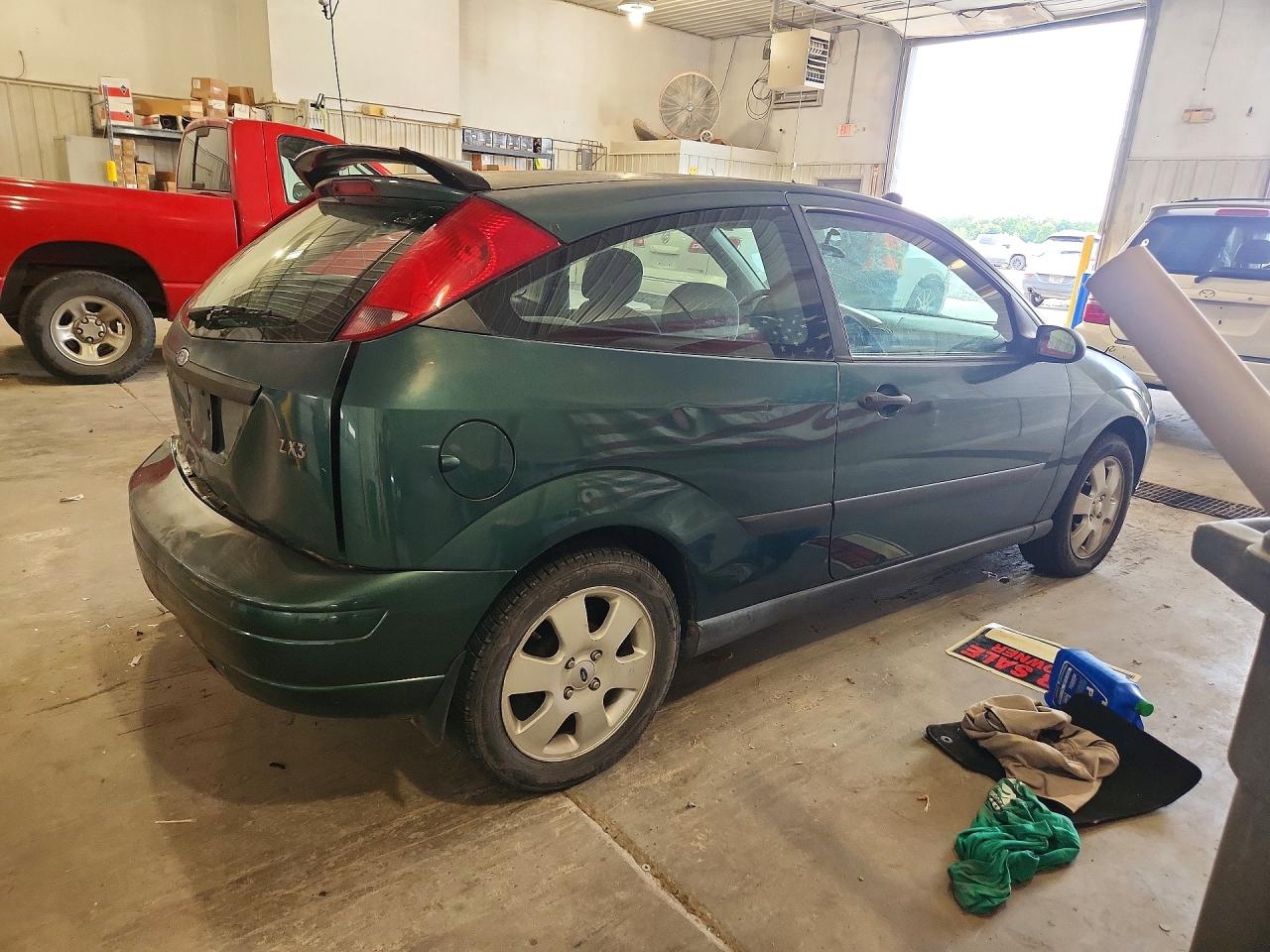 2001 Ford Focus Zx3 Green vin: 3FAFP31341R132427