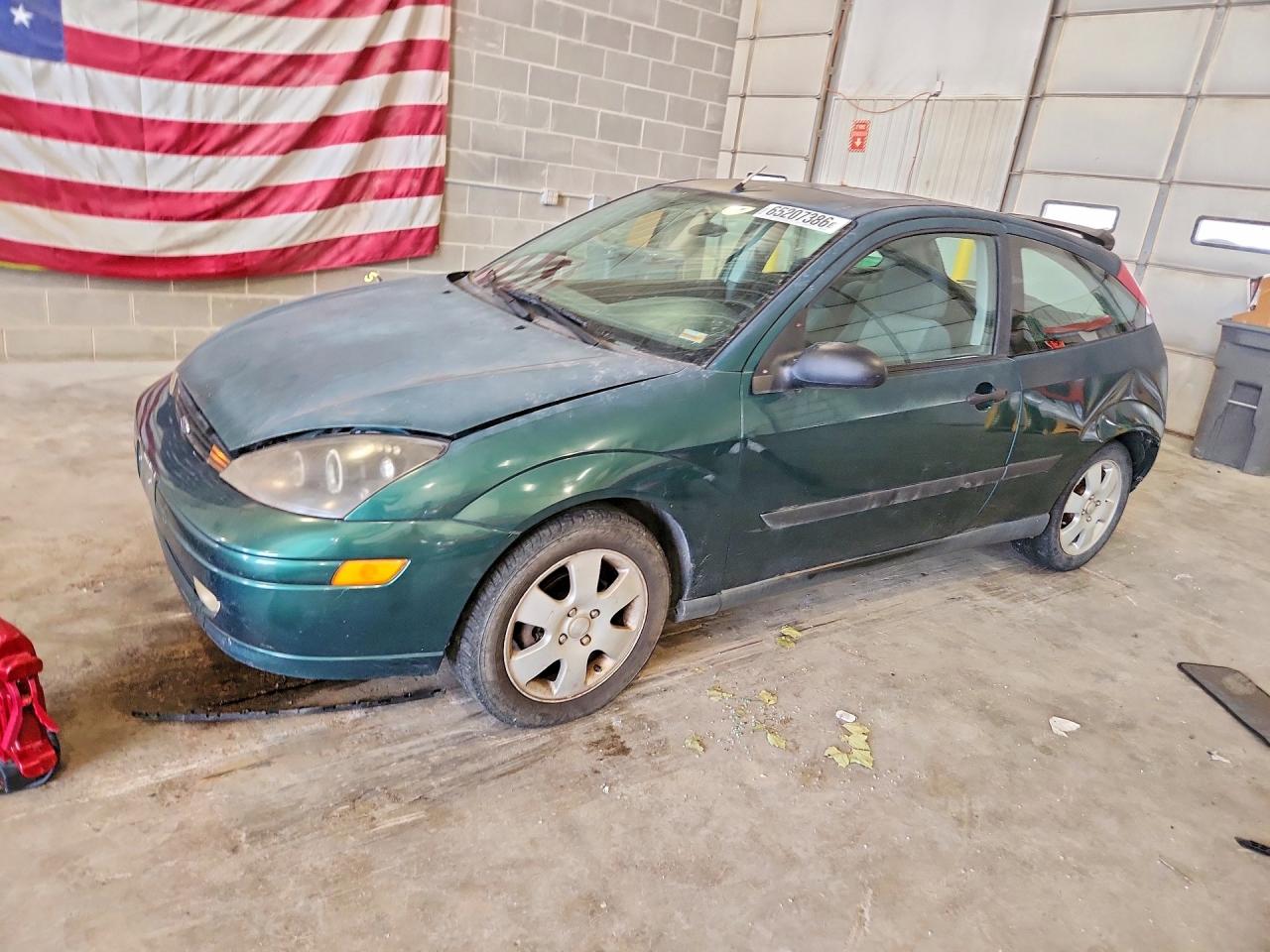 2001 Ford Focus Zx3 Зеленый vin: 3FAFP31341R132427