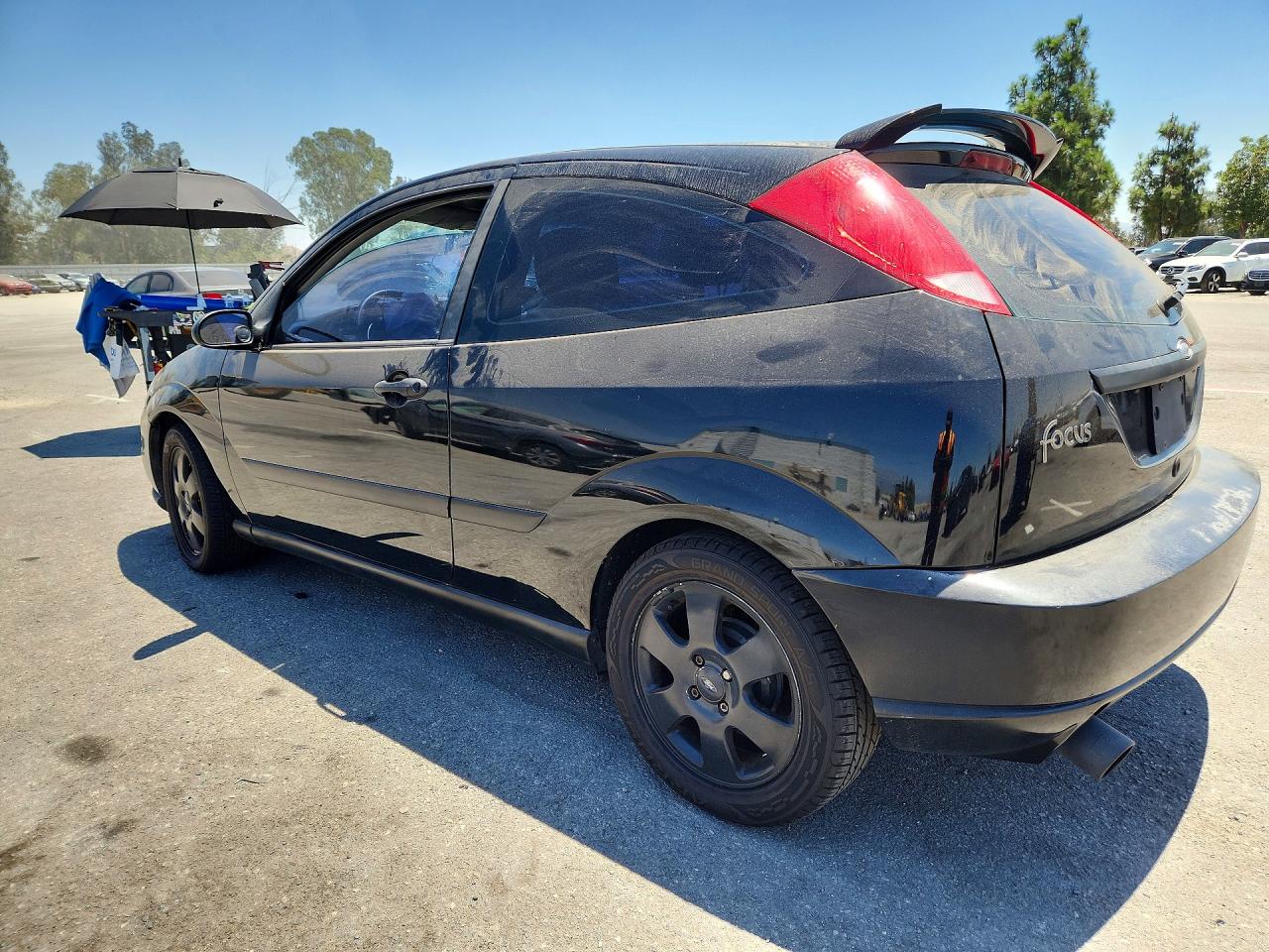 2001 Ford Focus Zx3 Черный vin: 3FAFP31351R191440