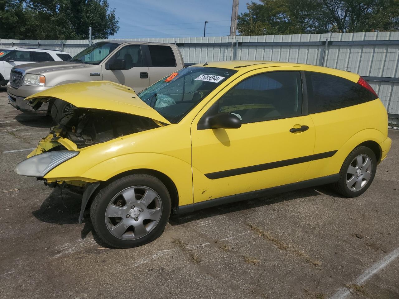 Price & History 2001 Ford Focus Zx3 2.0l 4 vin: 3FAFP31351R200881