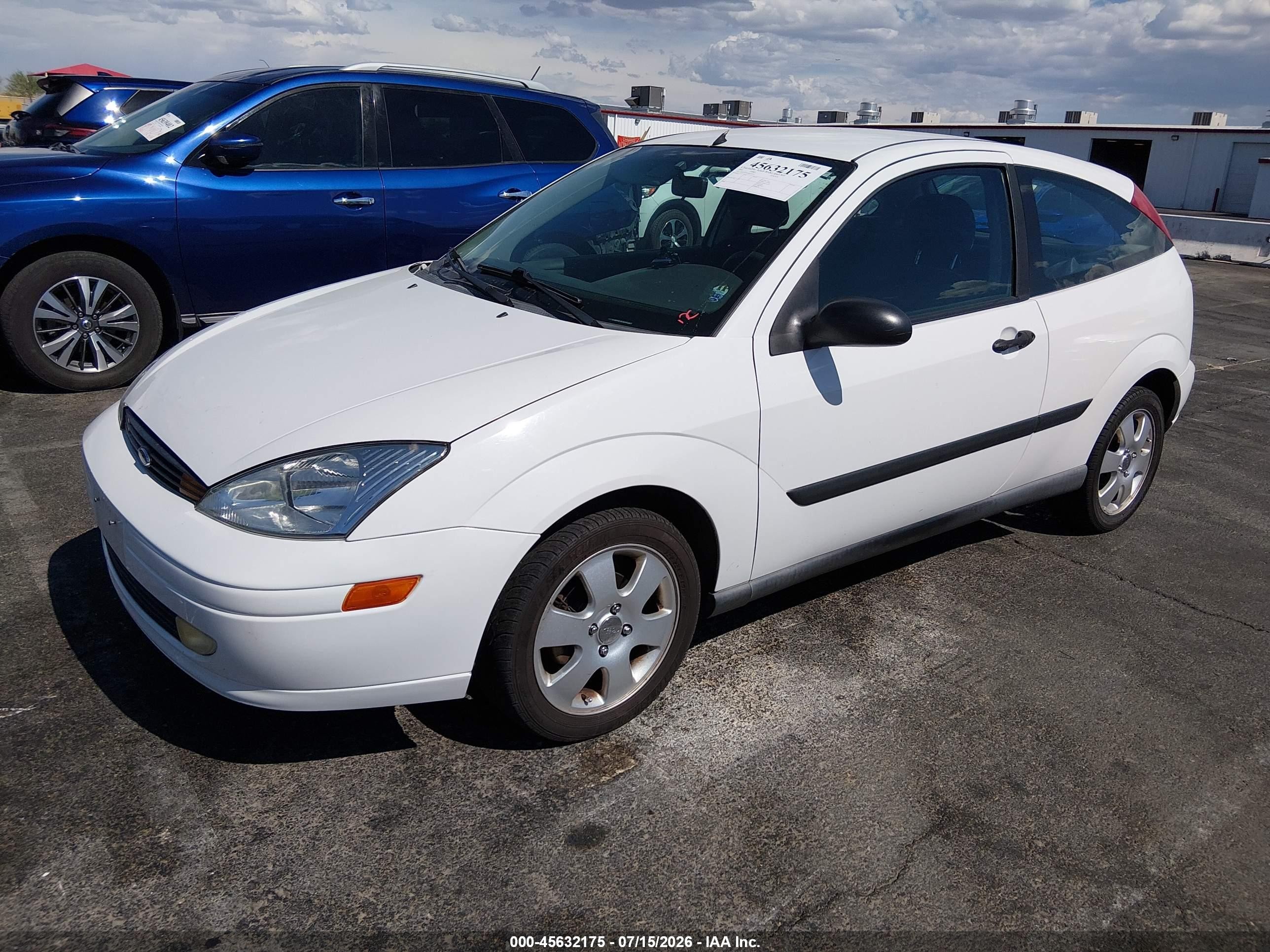 2002 Ford Focus Zx3 Base/zx3 Premium/zx3 Pwr Premium White vin: 3FAFP31362R225712