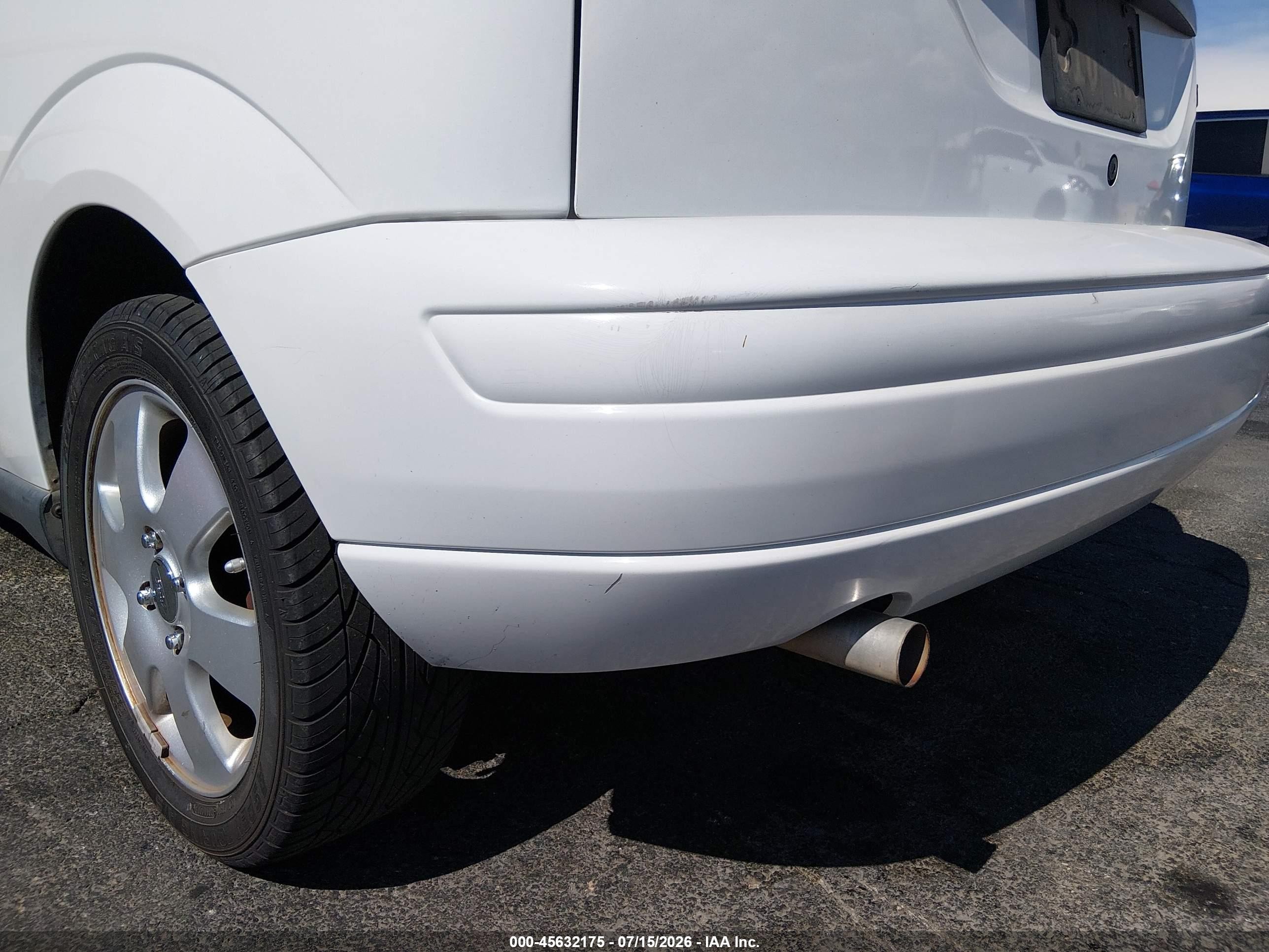 2002 Ford Focus Zx3 Base/zx3 Premium/zx3 Pwr Premium White vin: 3FAFP31362R225712