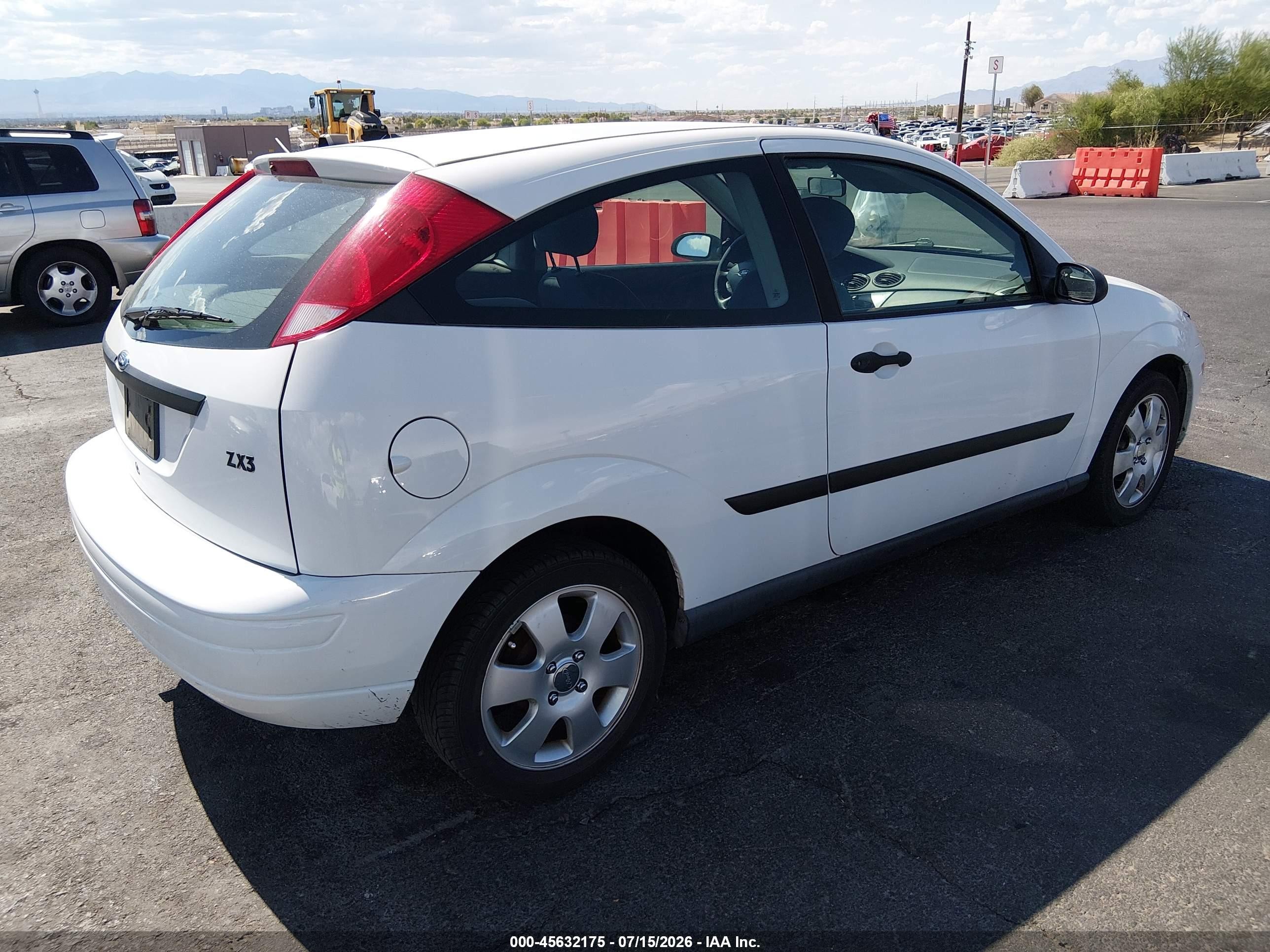 2002 Ford Focus Zx3 Base/zx3 Premium/zx3 Pwr Premium White vin: 3FAFP31362R225712