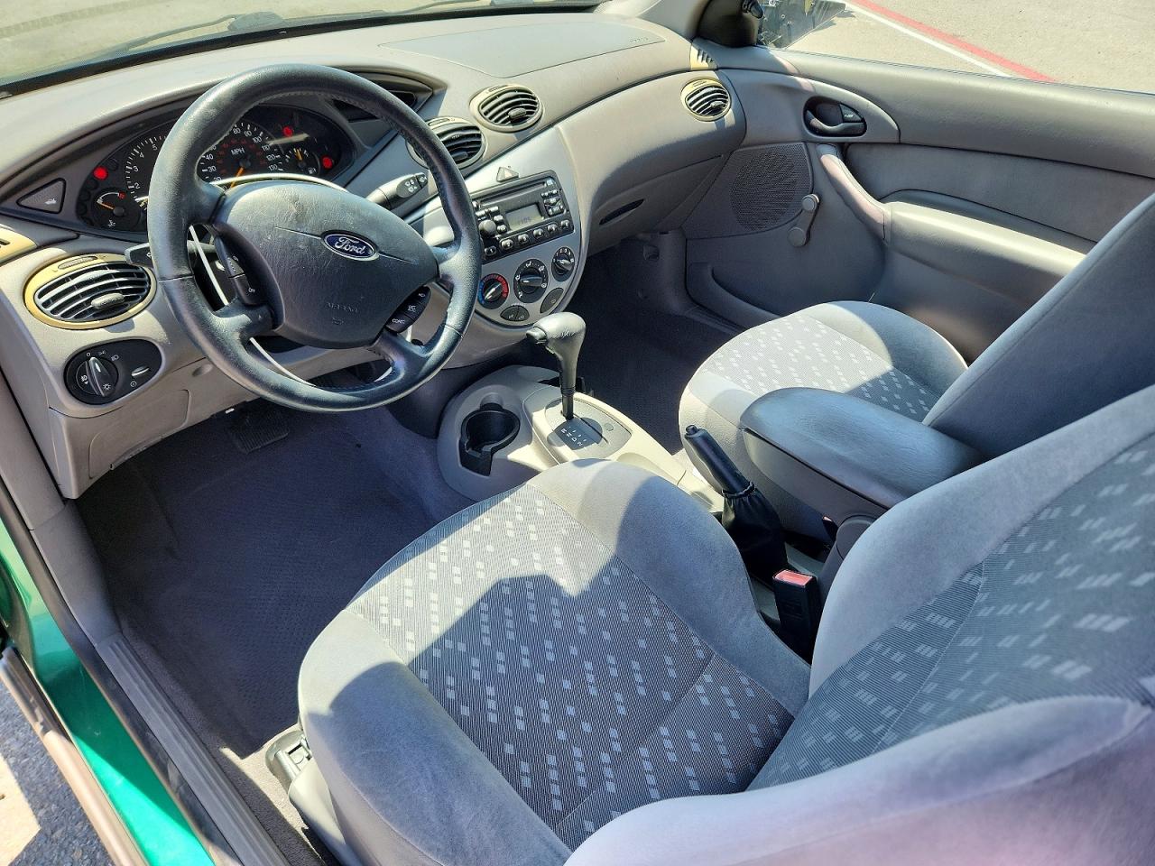 2002 Ford Focus Zx3 Green vin: 3FAFP31362R233292
