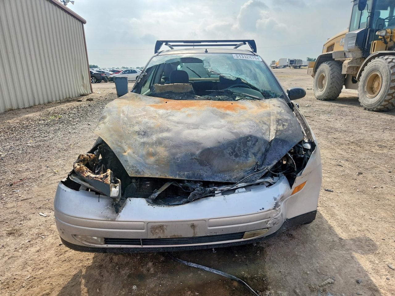 2000 Ford Focus Zx3 Silver vin: 3FAFP3136YR245502
