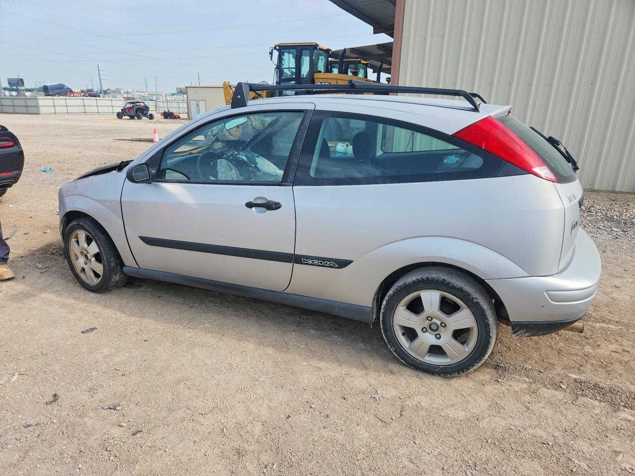 2000 Ford Focus Zx3 Silver vin: 3FAFP3136YR245502