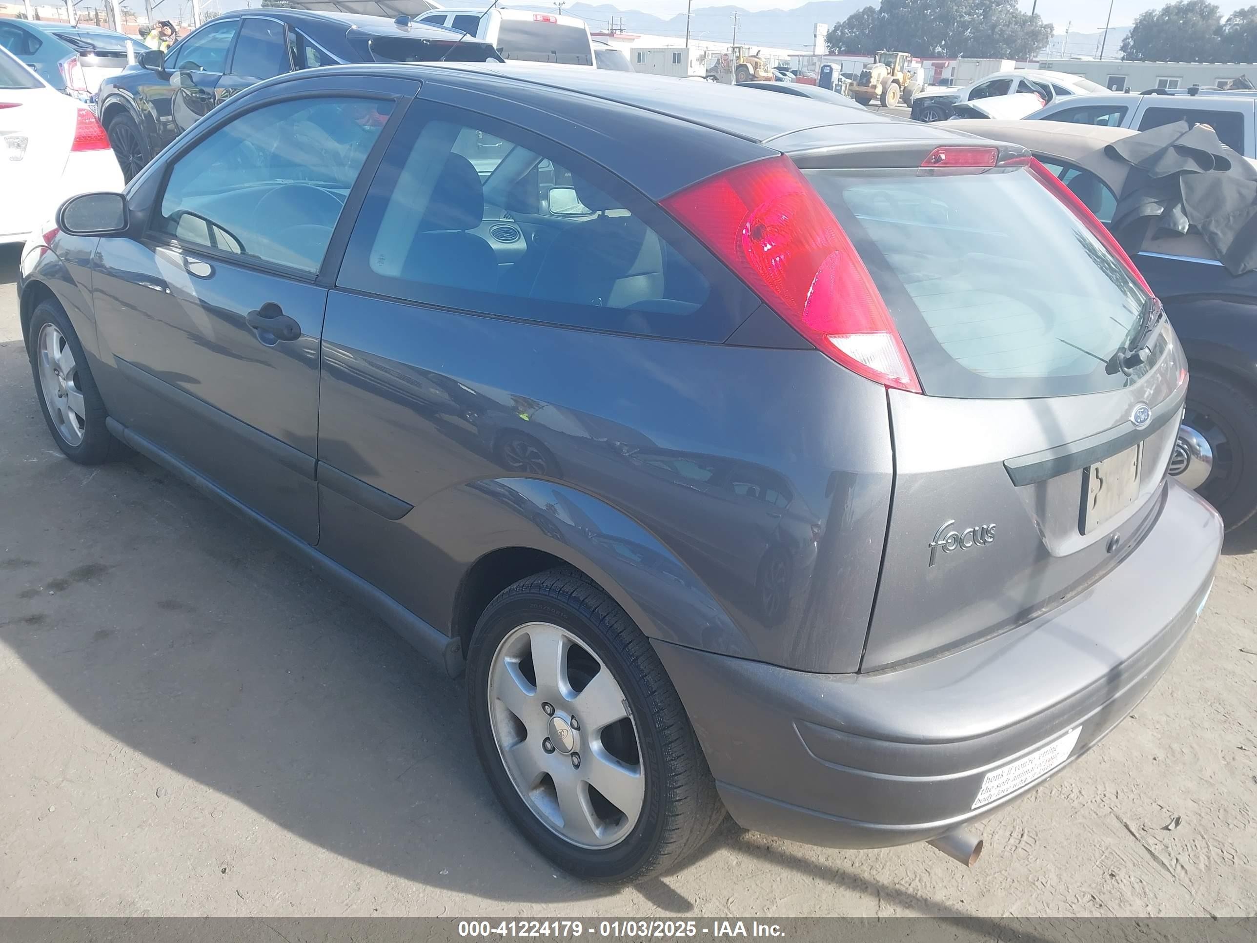 Price & History 2002 Ford Focus Zx3 2.0l I-4 Dohc, 130hp vin