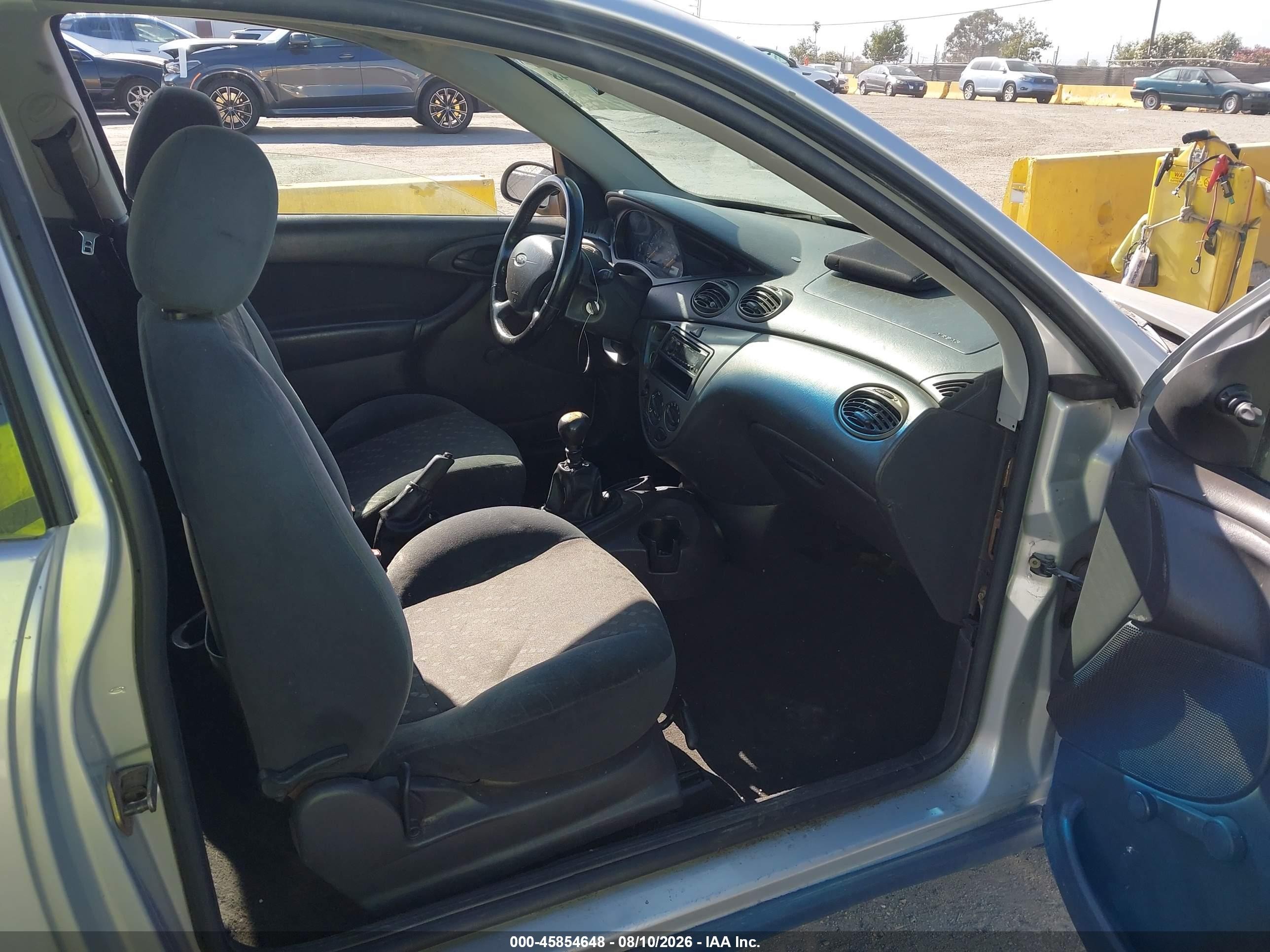 2002 Ford Focus Zx3 Base/zx3 Premium/zx3 Pwr Premium Silver vin: 3FAFP31382R215327