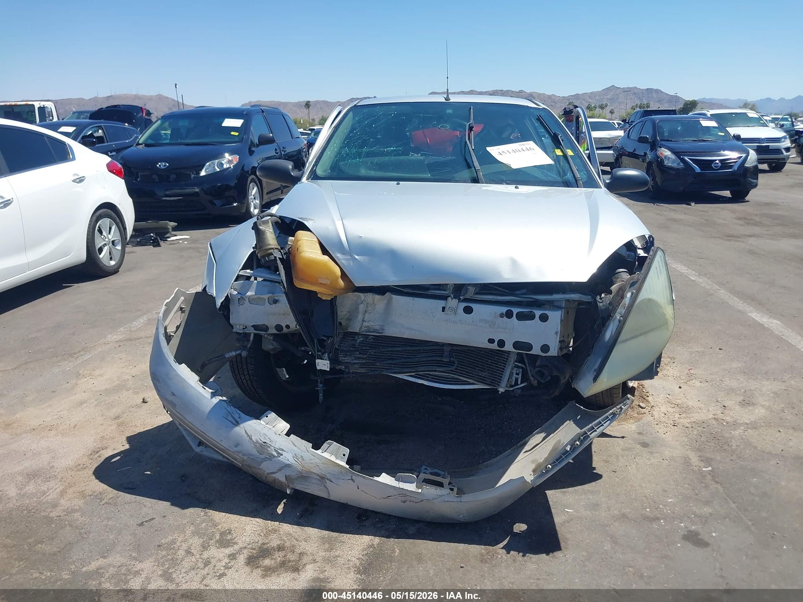 2002 Ford Focus Zx3 Silver vin: 3FAFP313X2R222540