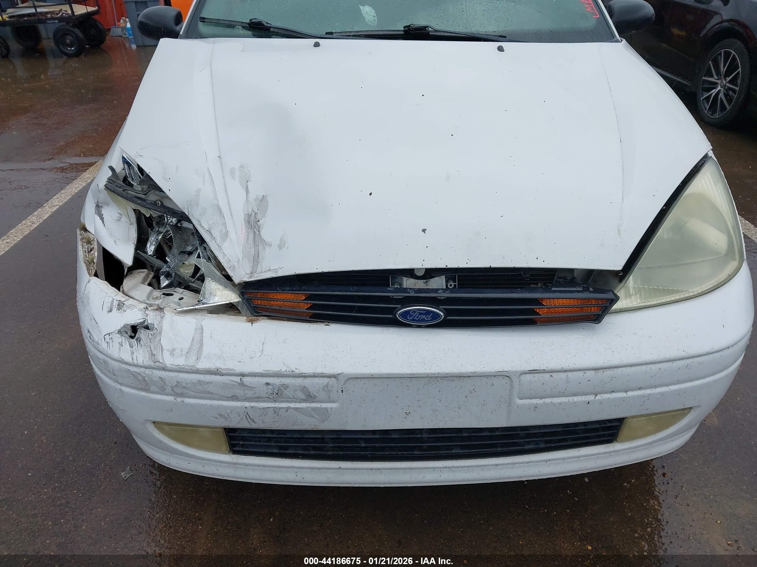 2002 Ford Focus Zx3 White vin: 3FAFP313X2R228872
