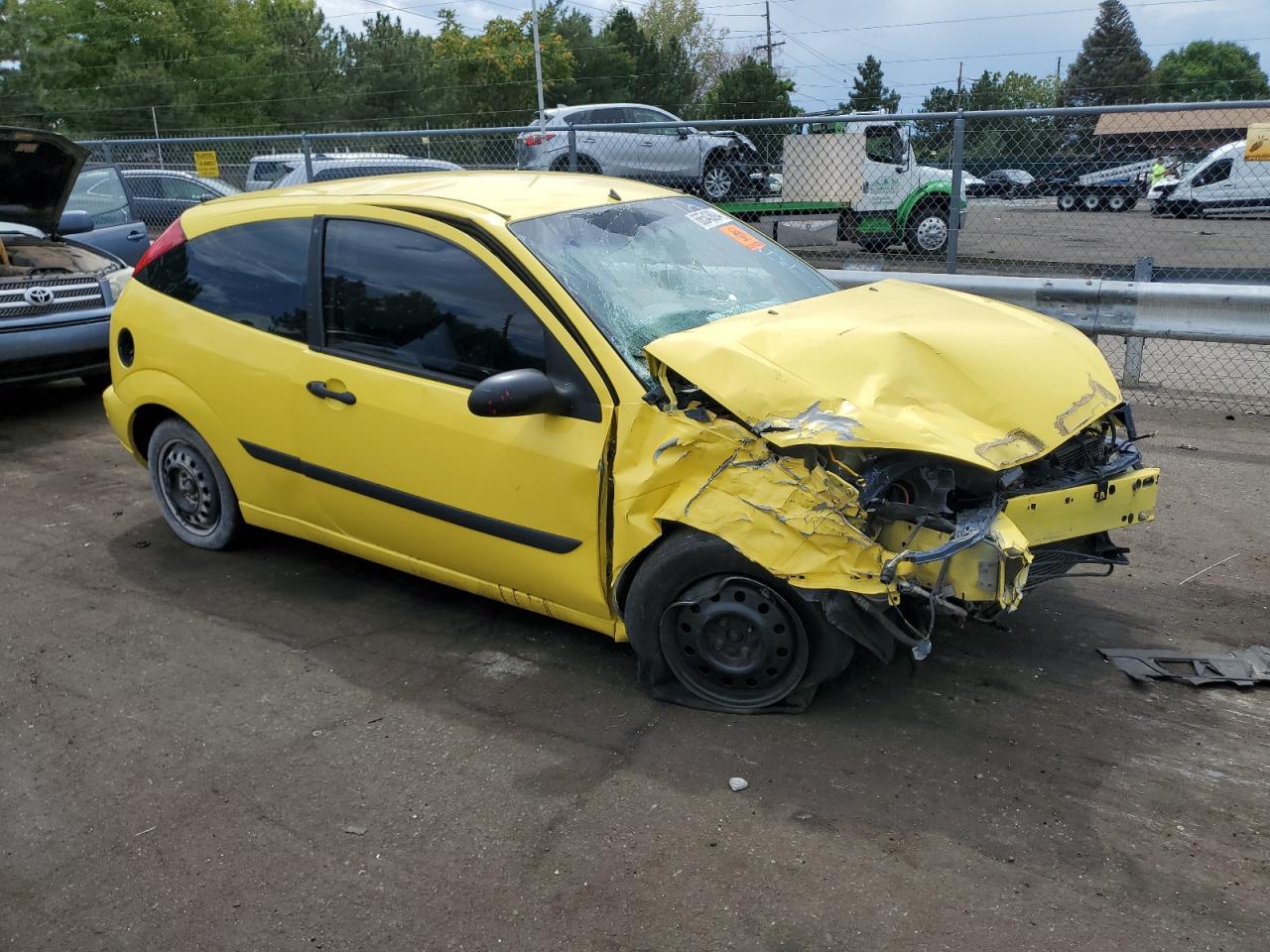 Price & History 2004 Ford Focus Zx3 2.0l 4 vin: 3FAFP313X4R110498