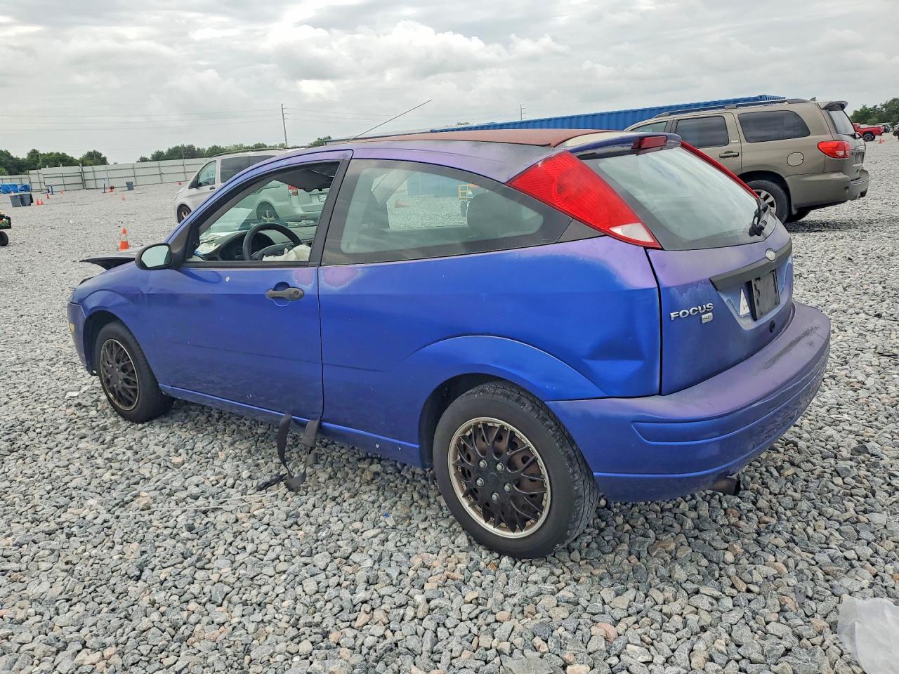 2005 Ford Focus Blue vin: 3FAFP31N05R128057