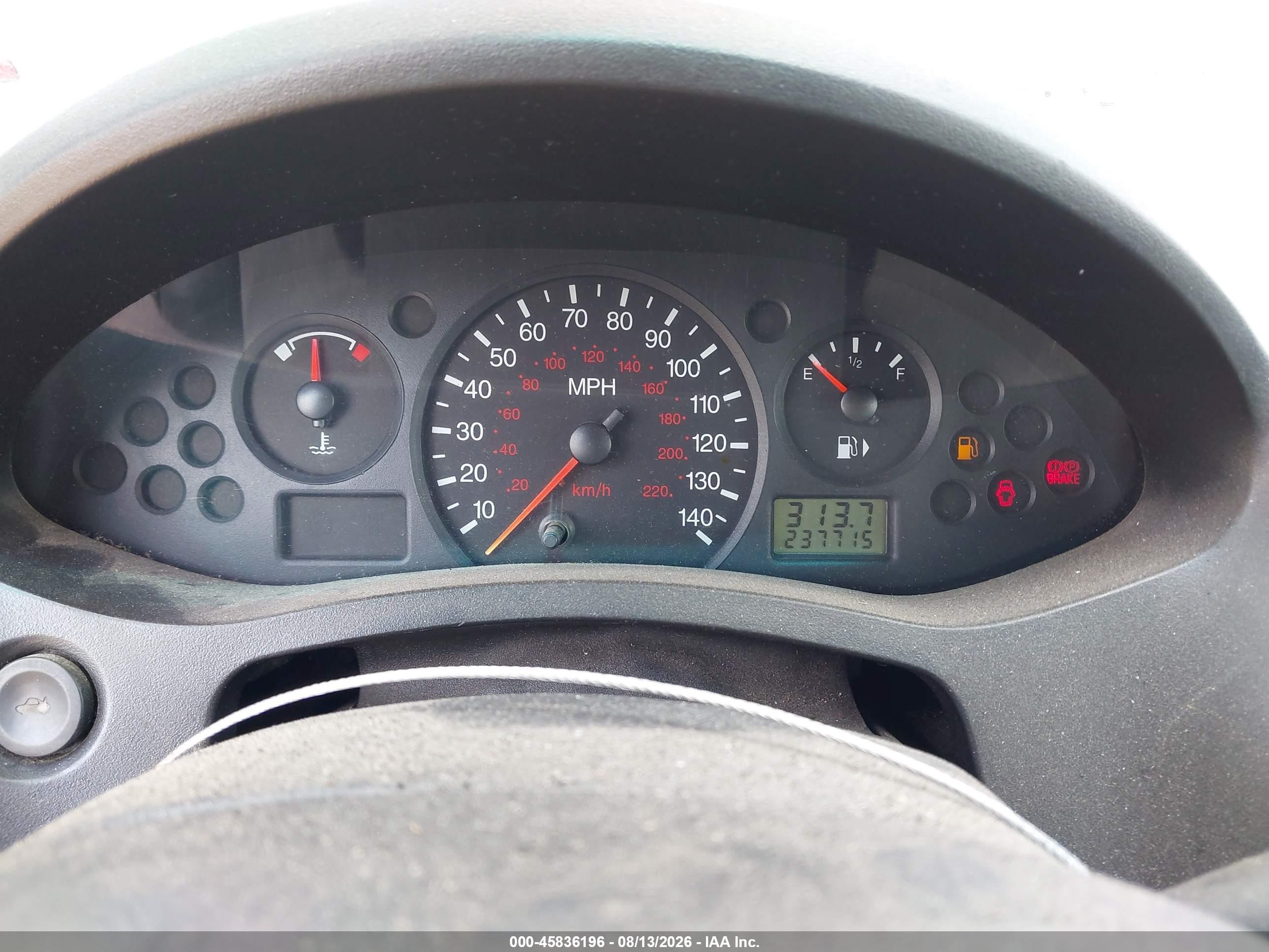 2005 Ford Focus Zx3 Silver vin: 3FAFP31N35R148948