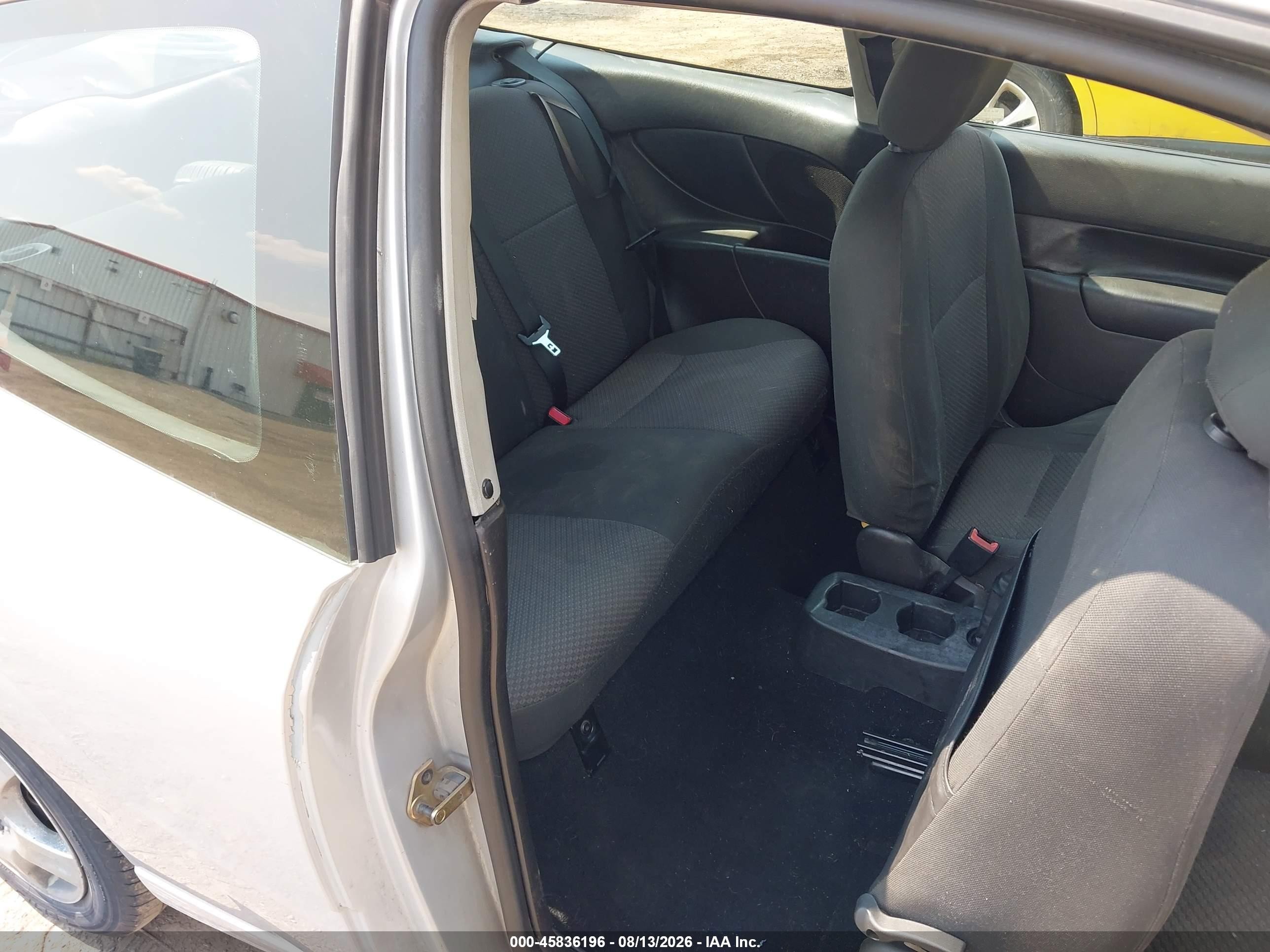 2005 Ford Focus Zx3 Silver vin: 3FAFP31N35R148948