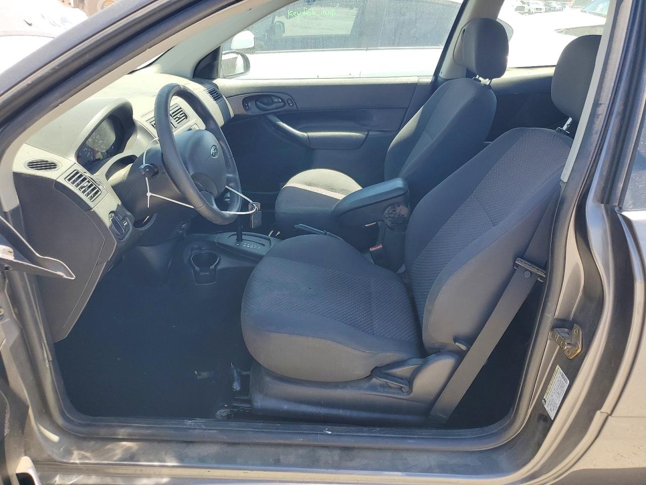 2005 Ford Focus Zx3 Charcoal vin: 3FAFP31N55R105096