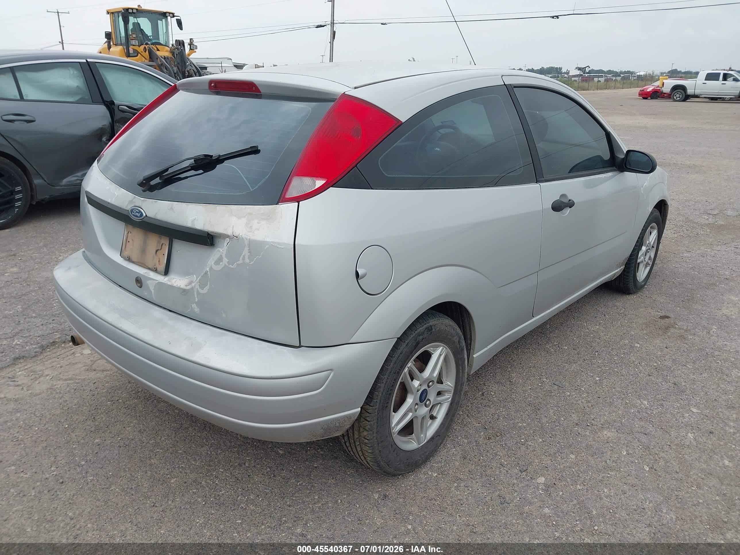 2005 Ford Focus Zx3 Серебряный vin: 3FAFP31N55R119080