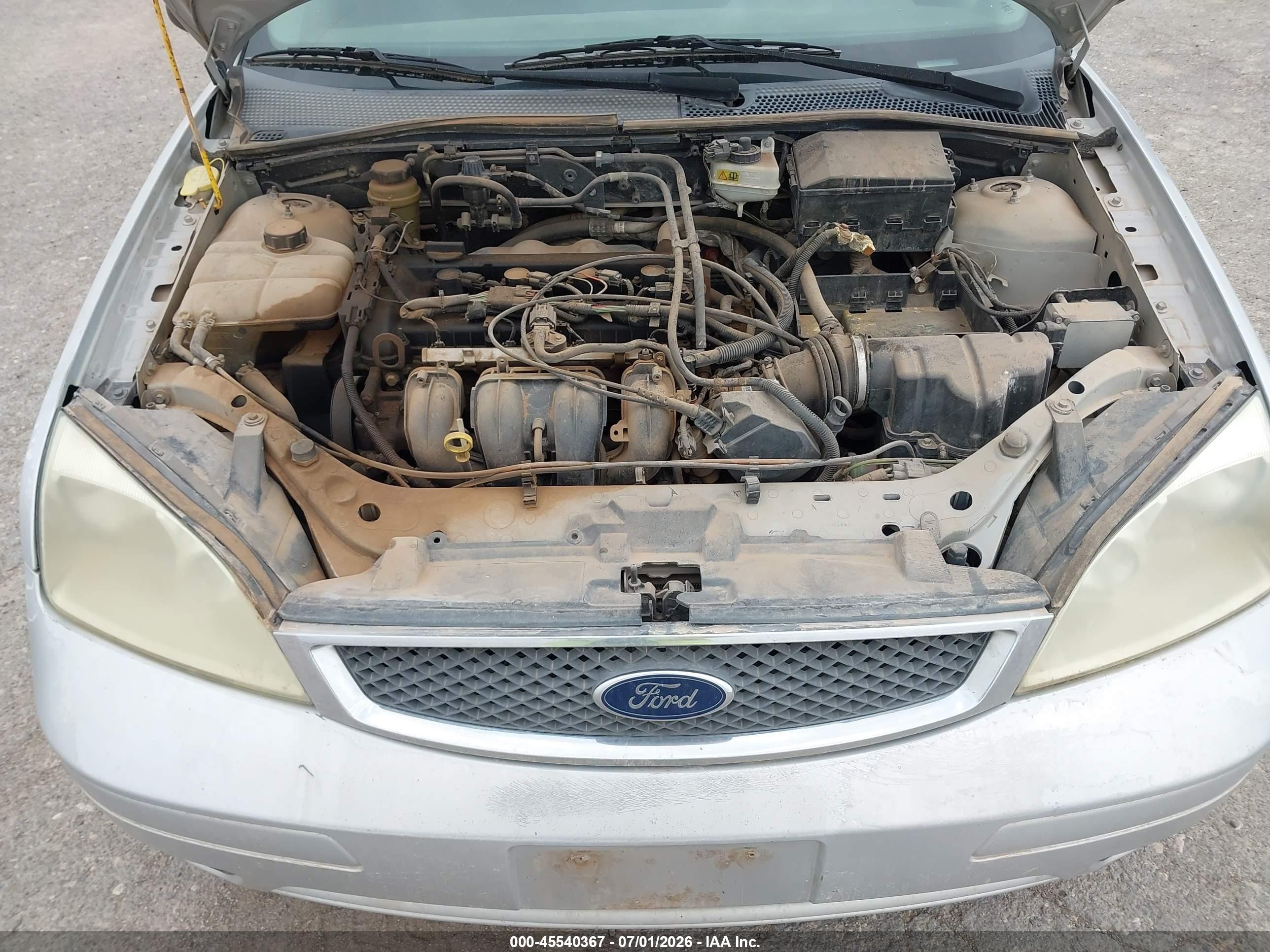 2005 Ford Focus Zx3 Серебряный vin: 3FAFP31N55R119080