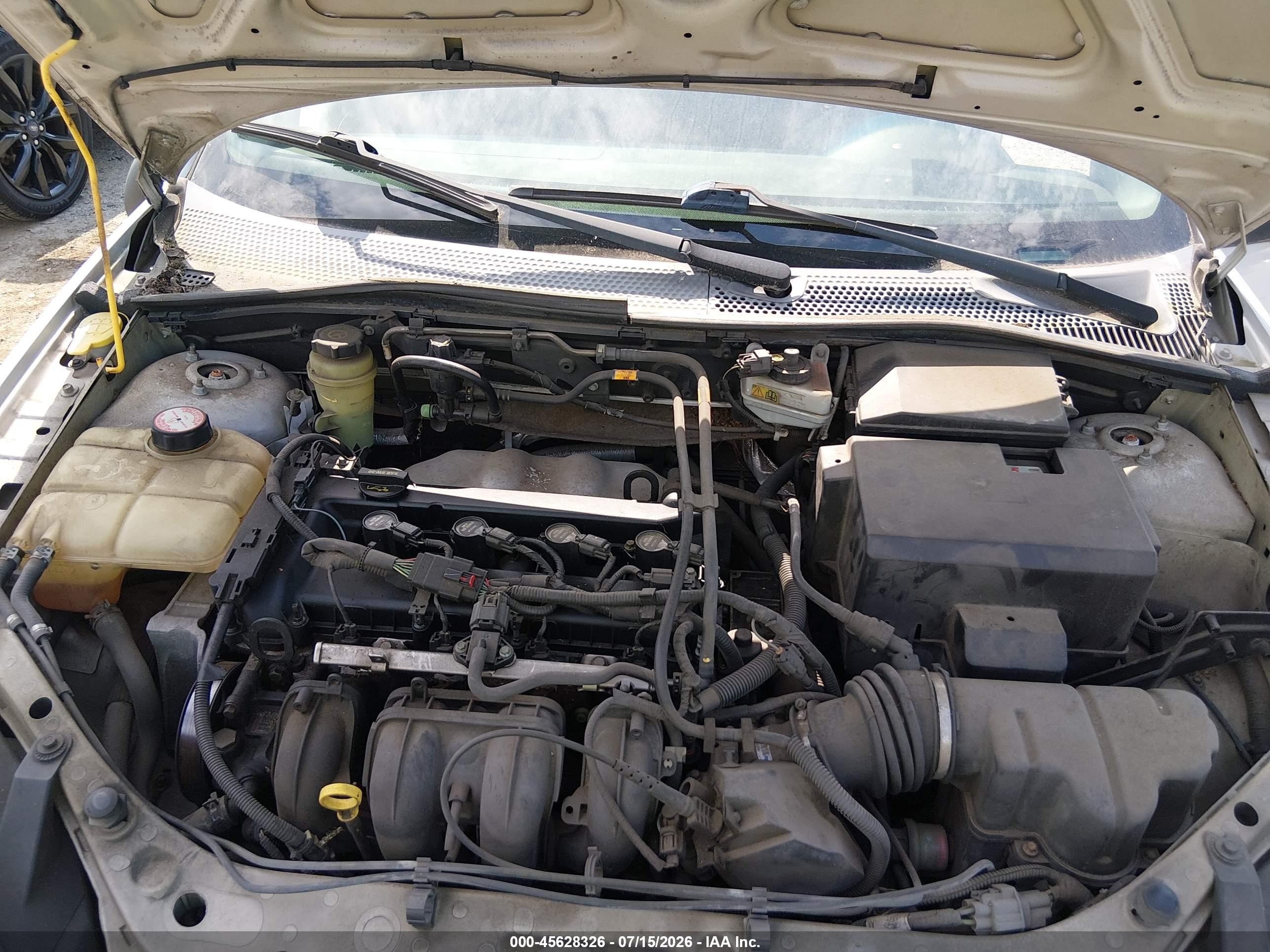 2005 Ford Focus Zx3 Silver vin: 3FAFP31N55R121735