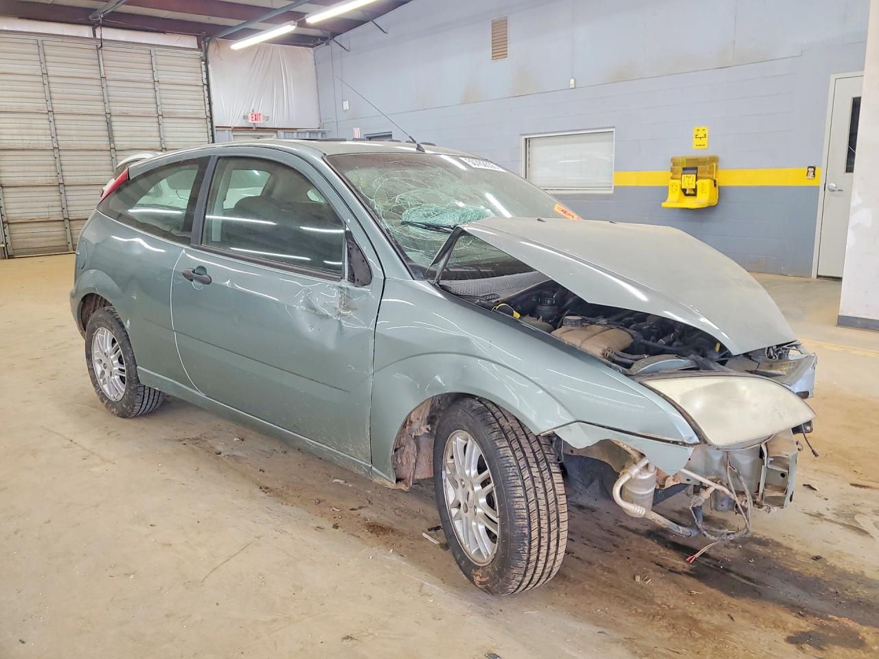 2005 Ford Focus Zx3 Green vin: 3FAFP31N85R112575