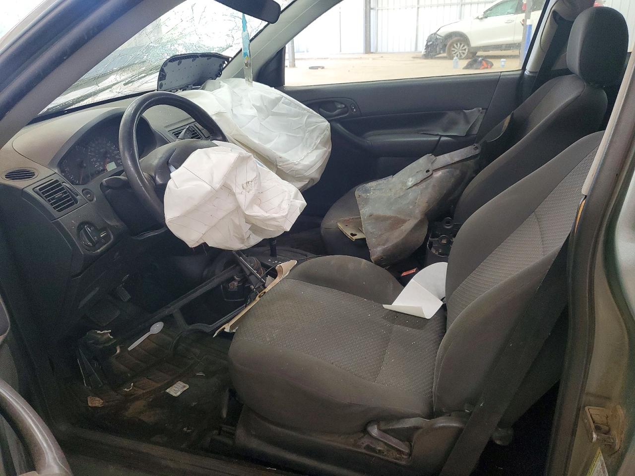 2005 Ford Focus Zx3 Green vin: 3FAFP31N85R112575