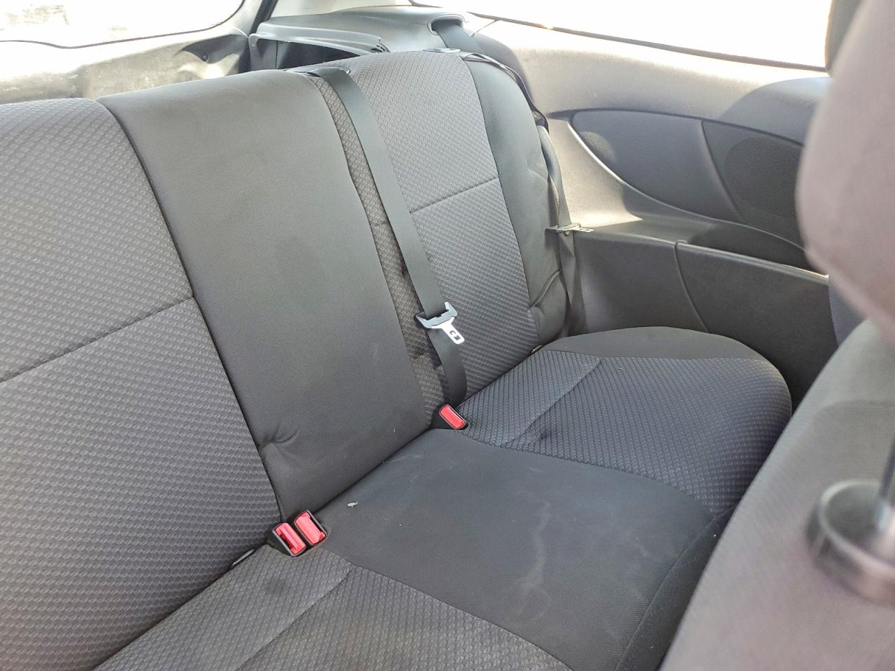 2005 Ford Focus Zx3 Silver vin: 3FAFP31N85R136696