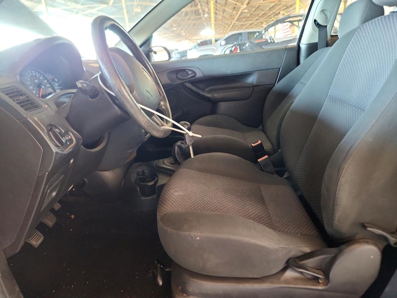 2005 Ford Focus Zx3 Black vin: 3FAFP31N95R143883