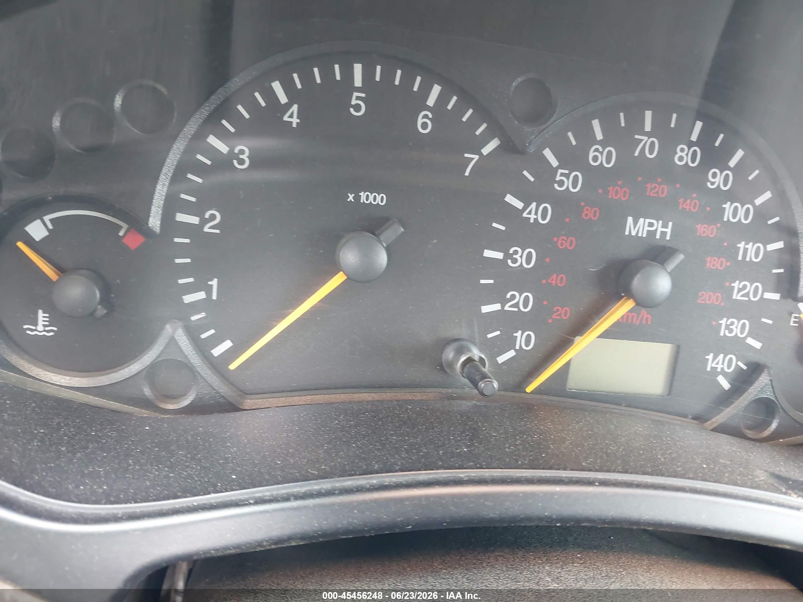 2004 Ford Focus Zx3 Серый vin: 3FAFP31Z14R102584
